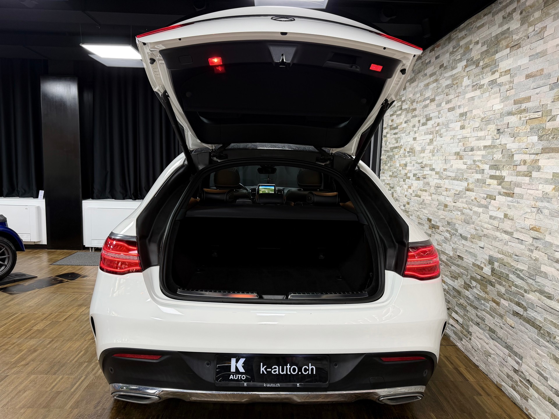 MERCEDES-BENZ GLE Coupé 350 d 4Matic 9G-Tronic-image-25