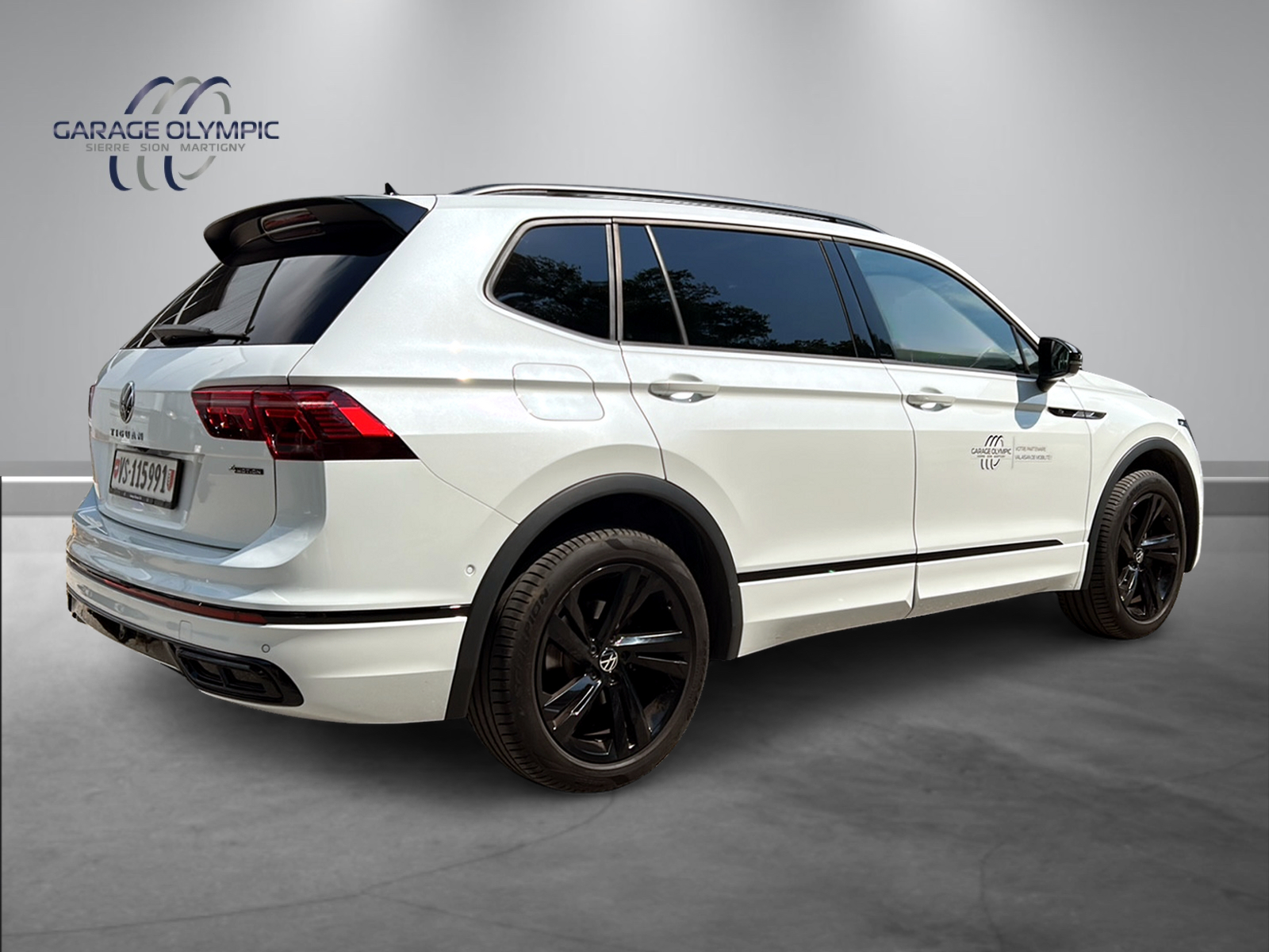 VW Tiguan Allspace 2.0TSI R-Line 4Motion DSG-image-7