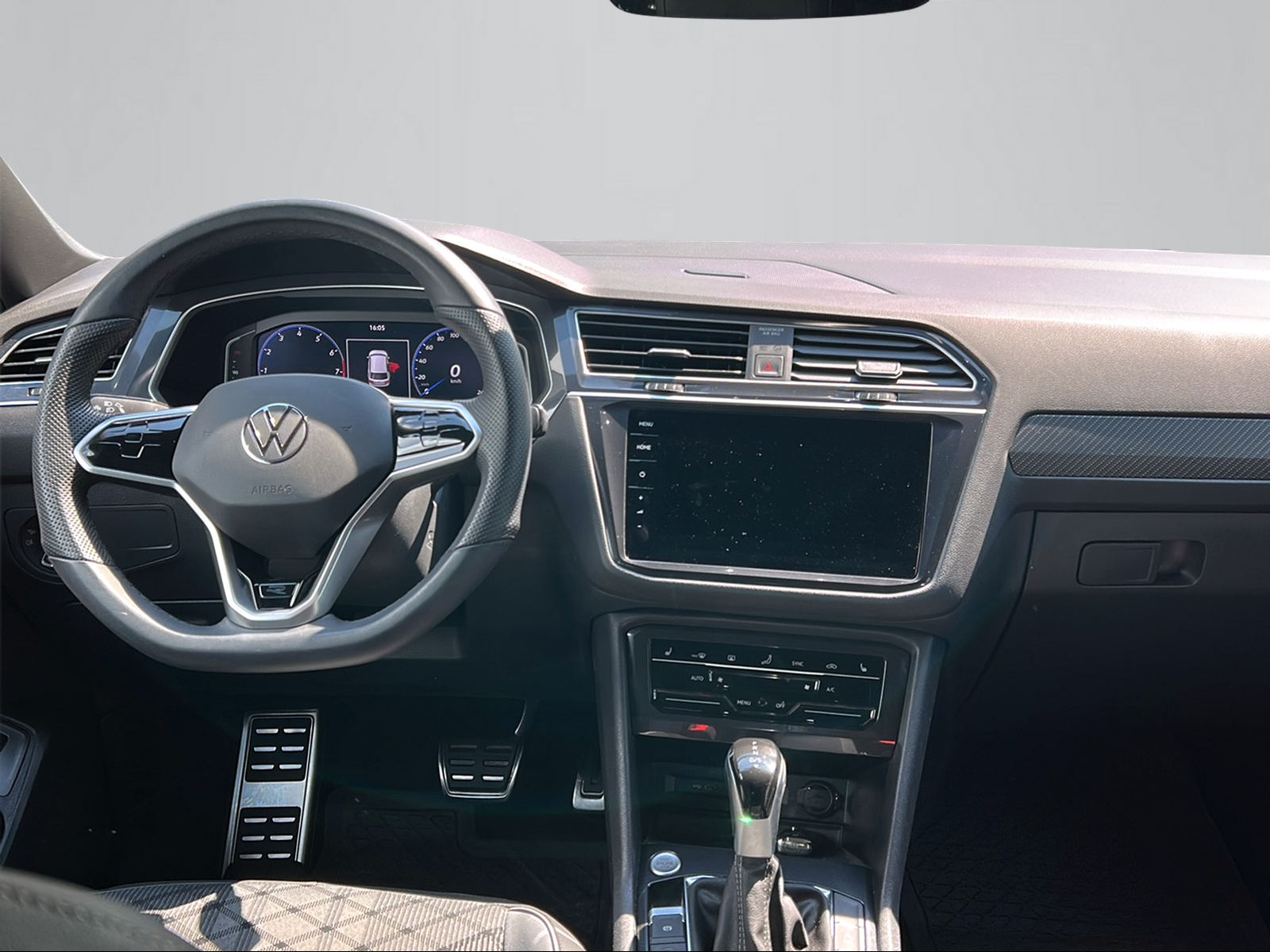 VW Tiguan Allspace 2.0TSI R-Line 4Motion DSG-image-12