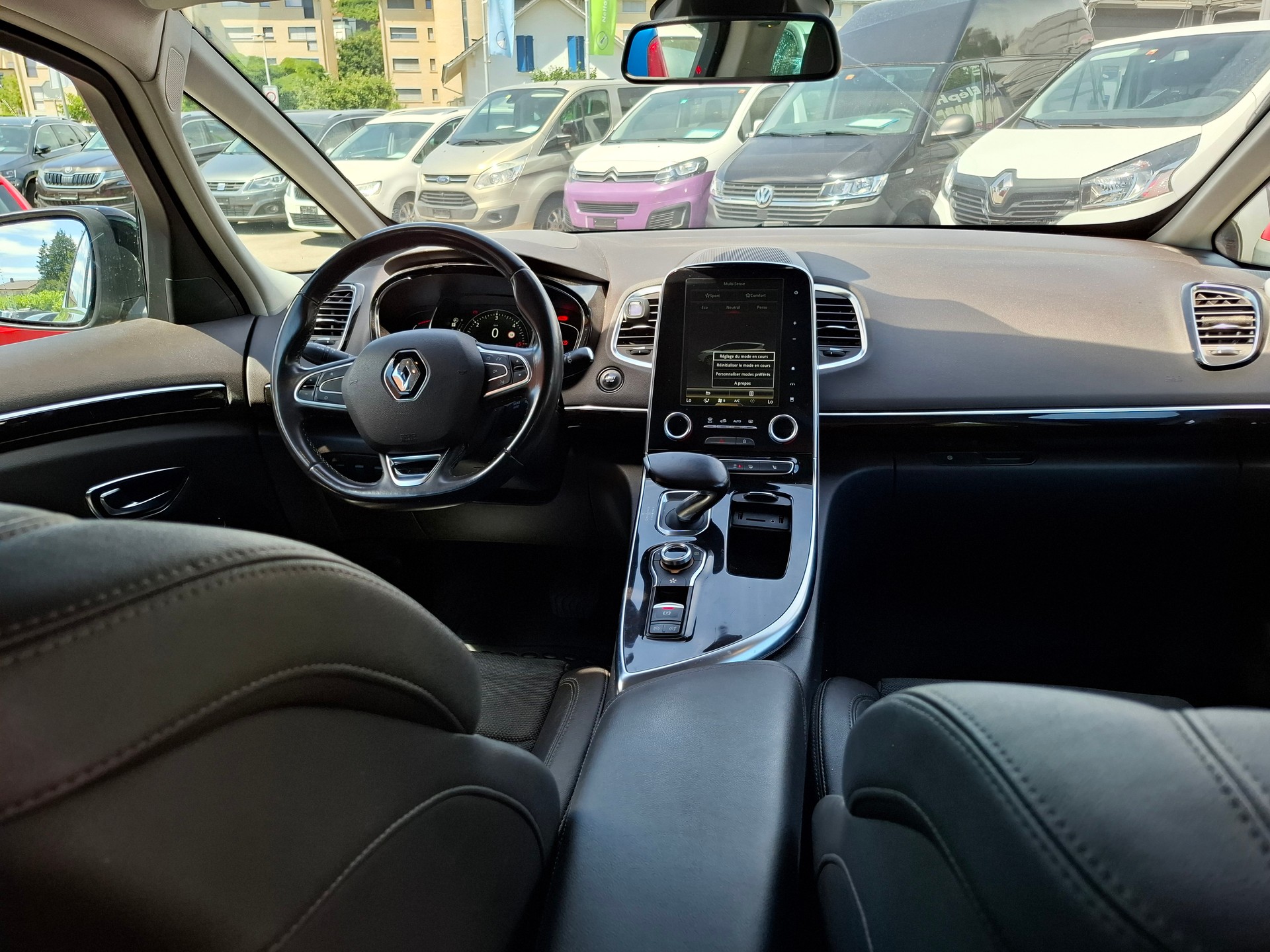 RENAULT Espace 1.6 dCi Initiale Paris EDC-image-9