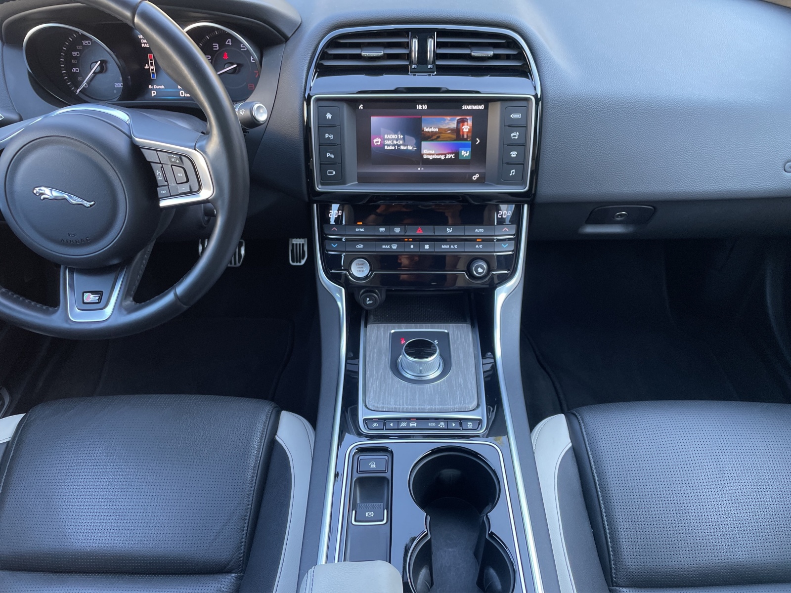 JAGUAR XE S 3.0 Automatic-image-14
