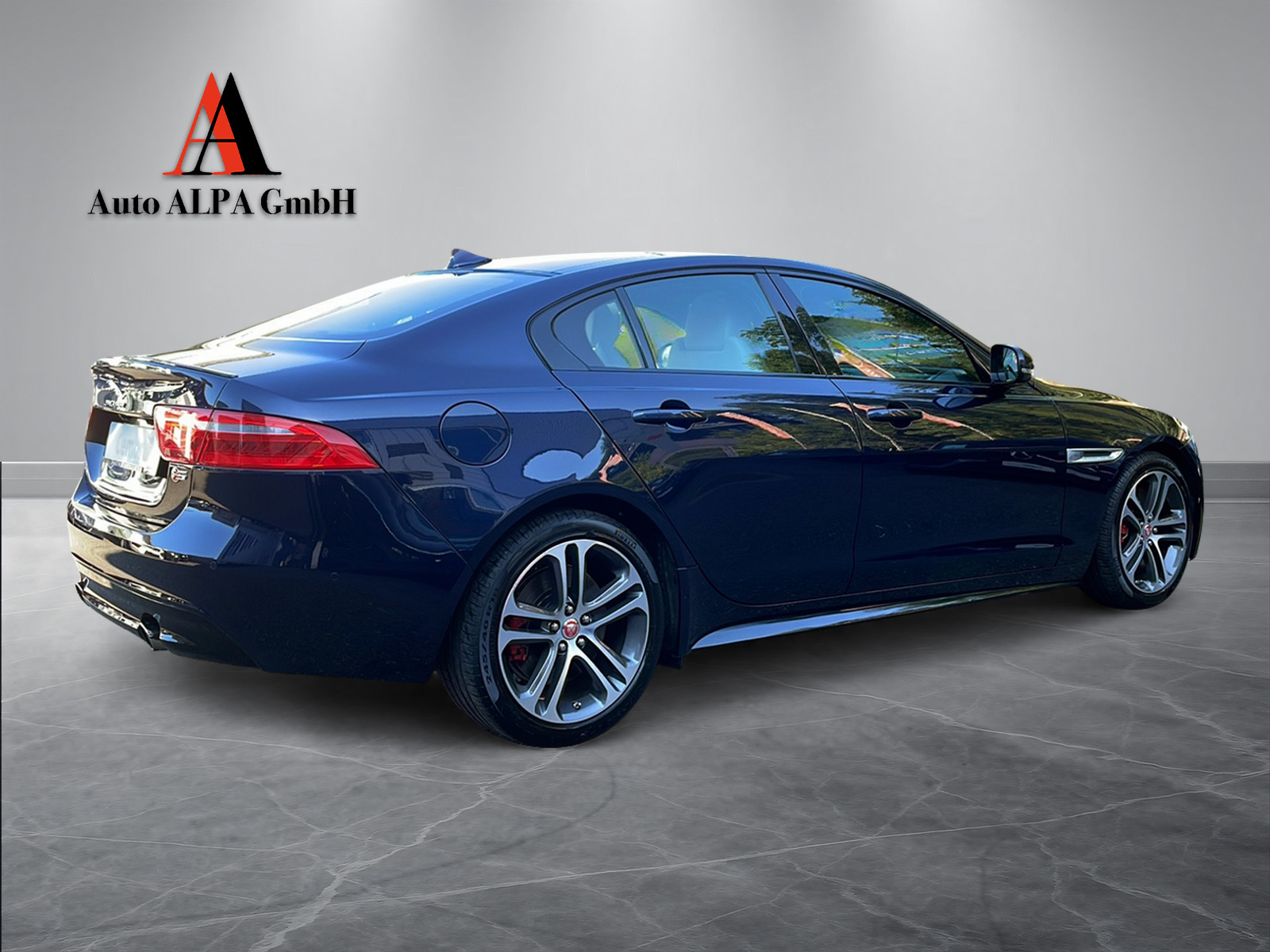 JAGUAR XE S 3.0 Automatic-image-3