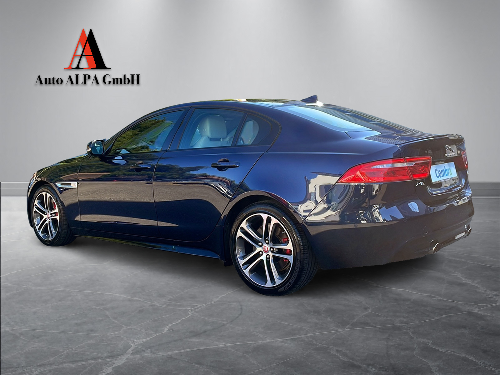 JAGUAR XE S 3.0 Automatic-image-2