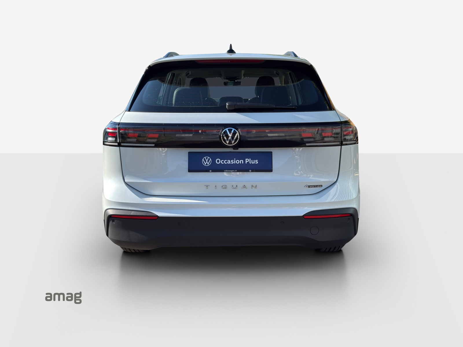 VW Tiguan 2.0 TSI DSG Life 4Motion-image-3