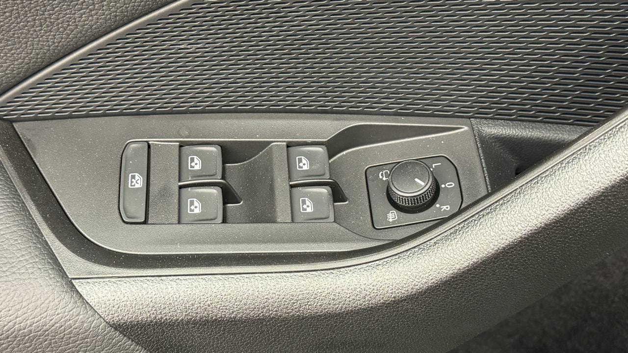 SKODA Octavia Combi 1.5 TSI mHEV DSG Selection-image-8