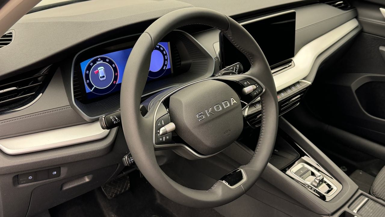 SKODA Octavia Combi 1.5 TSI mHEV DSG Selection-image-6