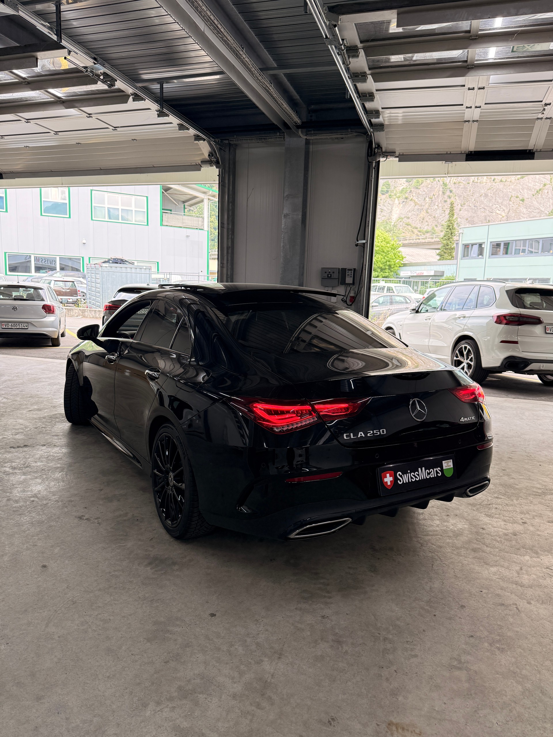 MERCEDES-BENZ CLA 250 4Matic Swiss Star 7G-DCT-image-7