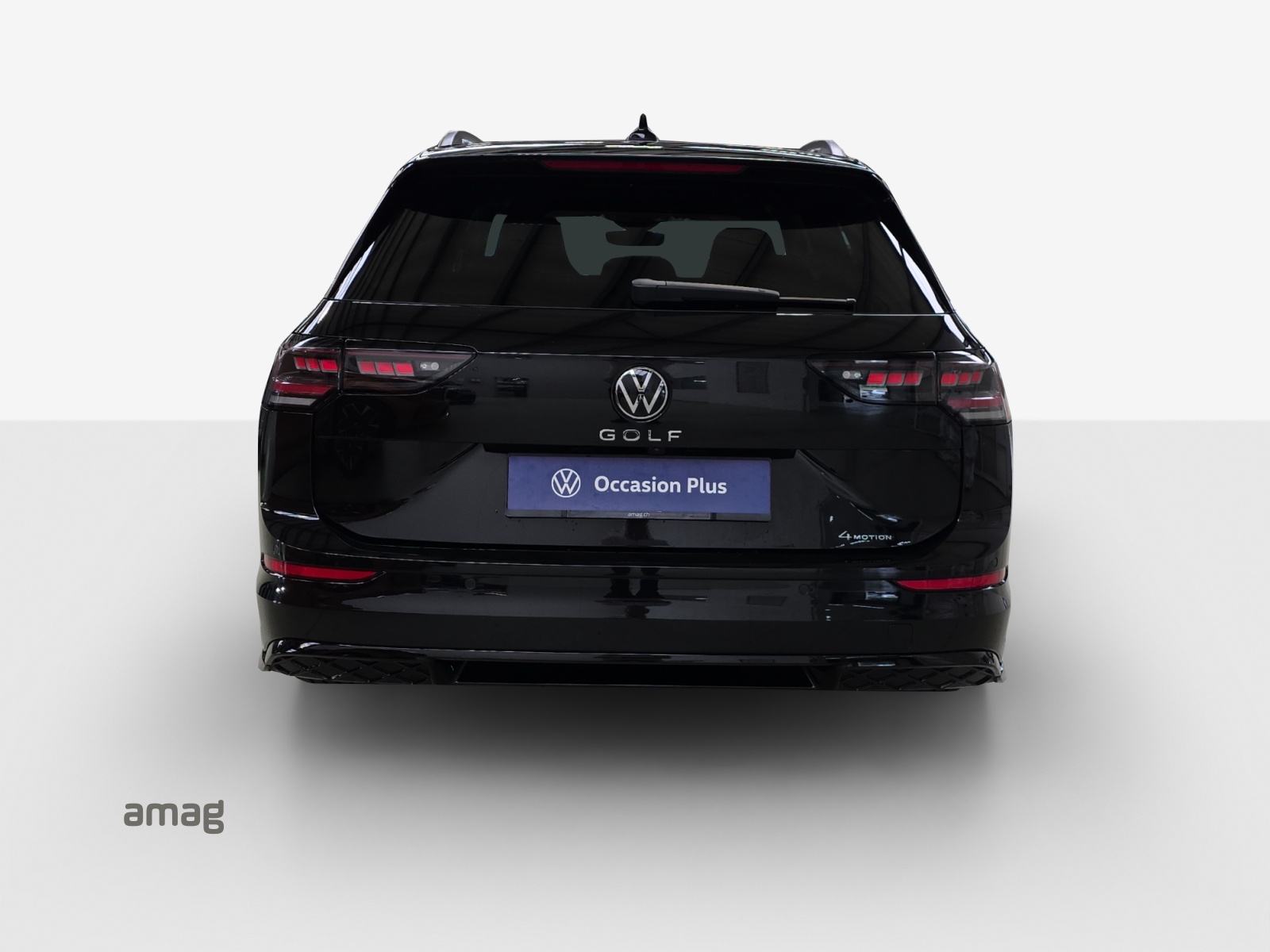 VW Golf Variant 2.0 TSI R-Line DSG 4 Motion-image-3