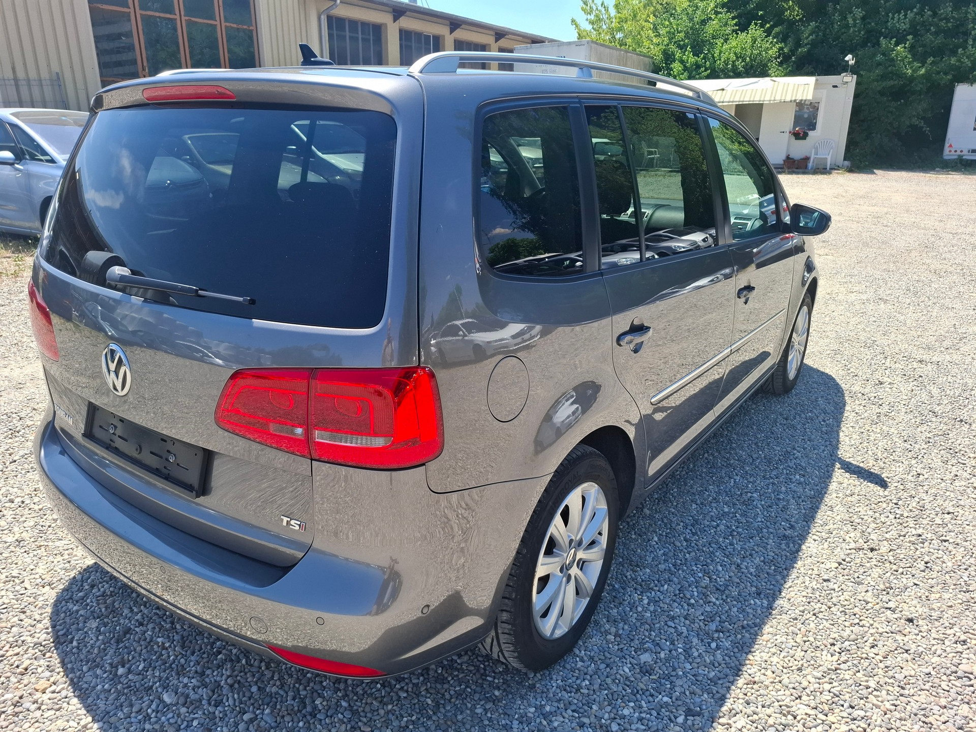 VW Touran 1.4 TSI Trendline-image-5