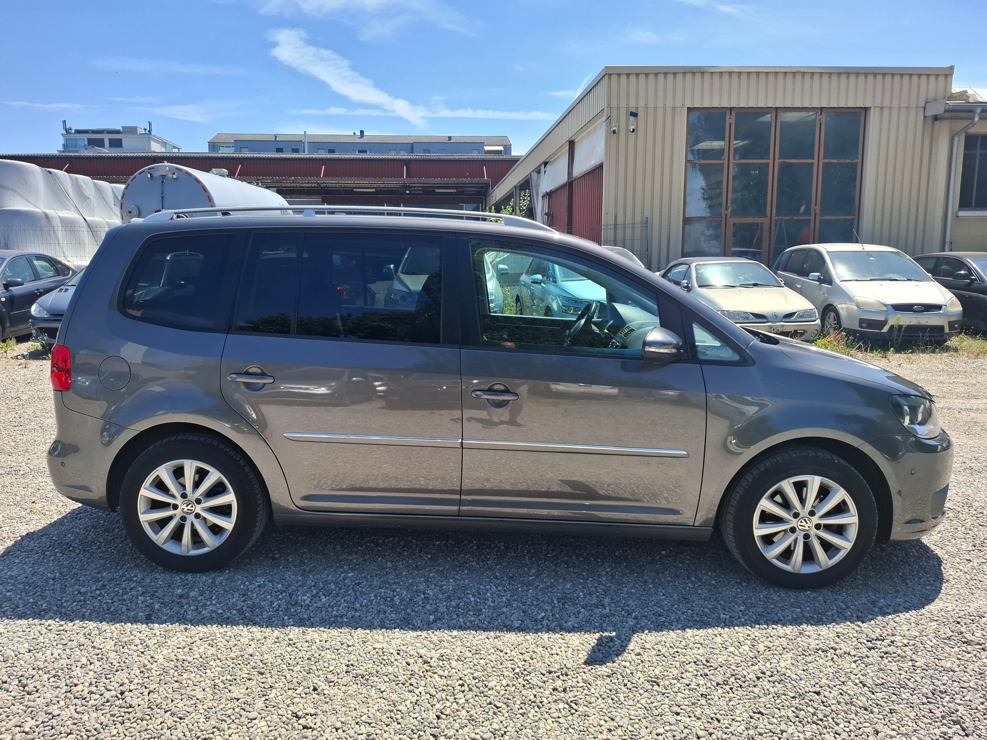 VW Touran 1.4 TSI Trendline-image-4