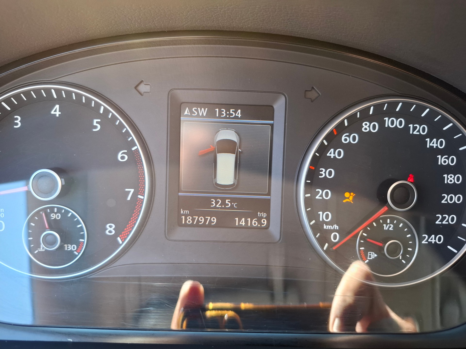 VW Touran 1.4 TSI Trendline-image-15