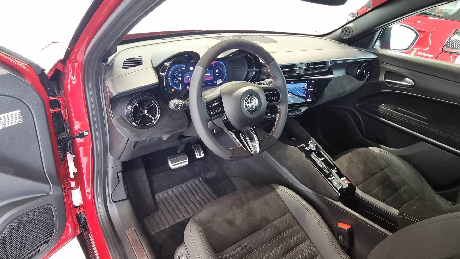 ALFA ROMEO Junior 1.2 Intensa-image-20