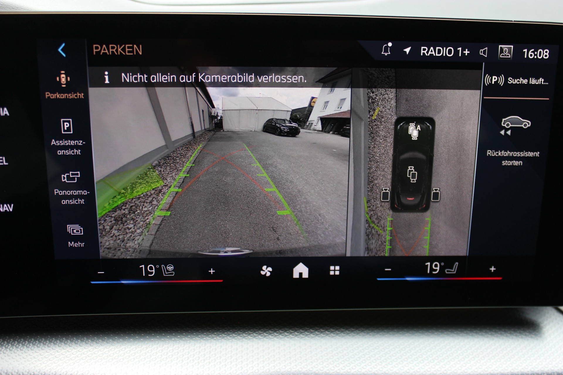 BMW X2 xDrive 20d 48V M Sportpaket Pro-image-18
