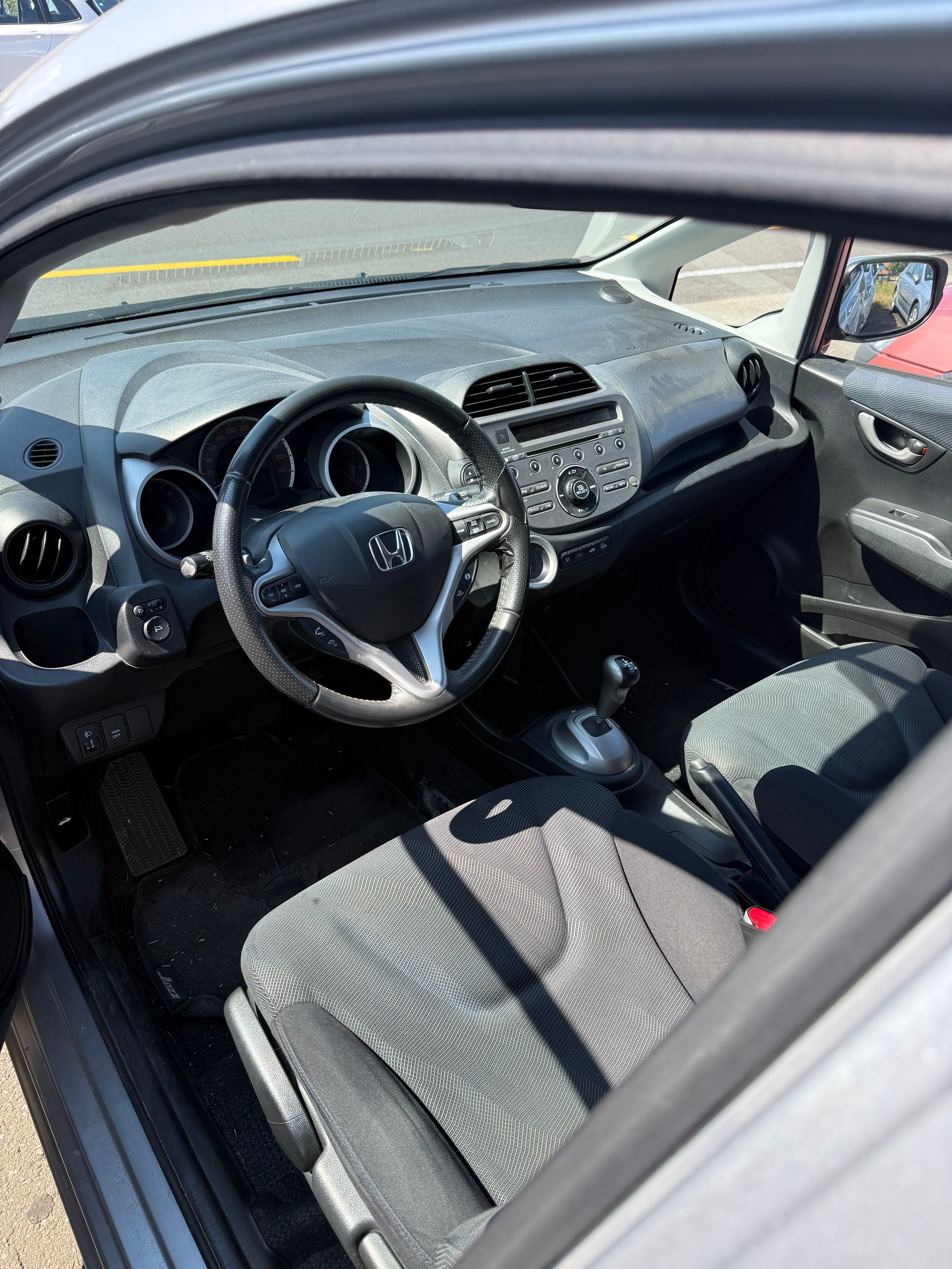 HONDA Jazz 1.4i Elegance i-Shift-image-6