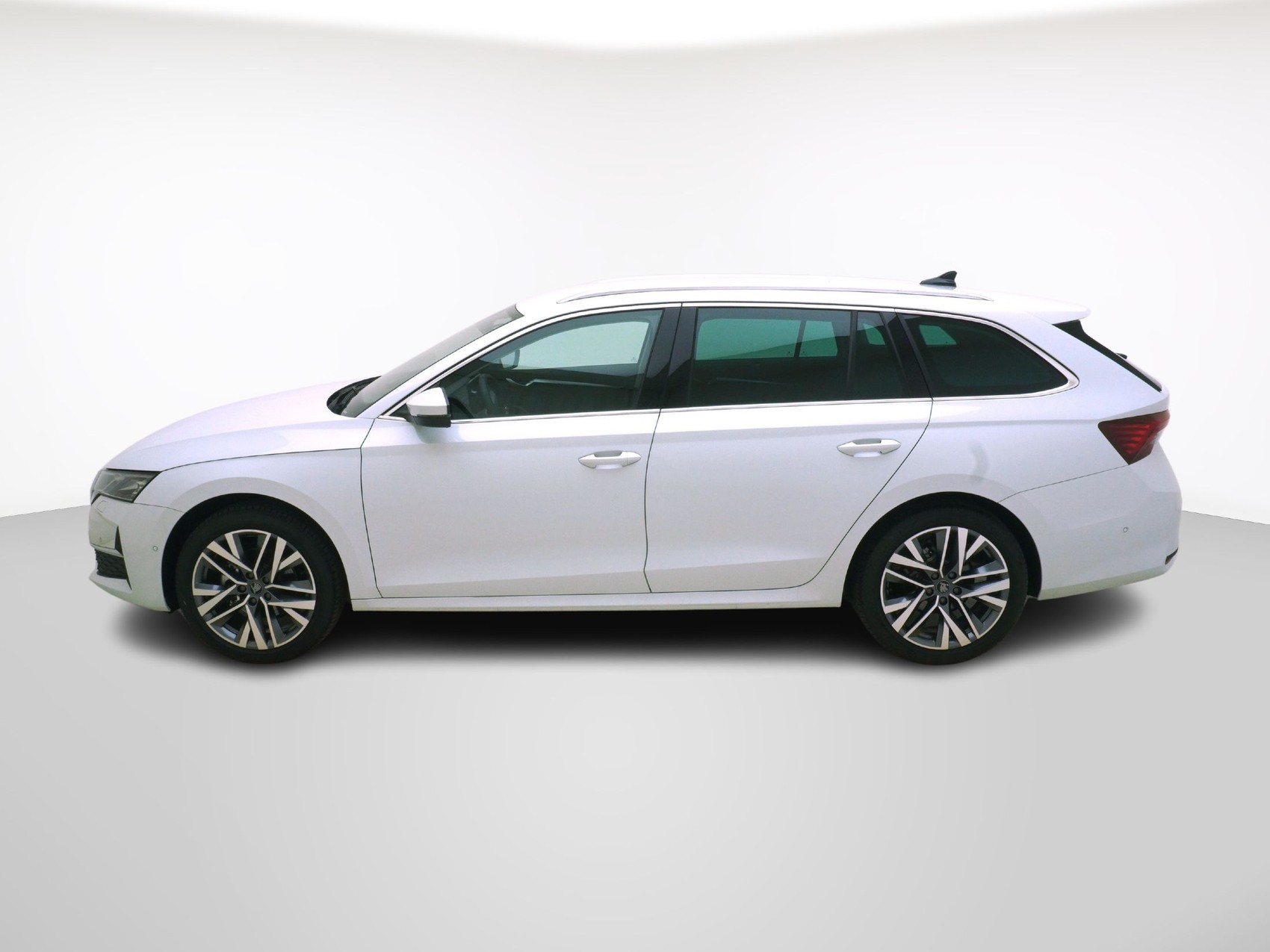 SKODA Octavia 1.5 TSI mHEV Selection-Lounge DSG-image-1