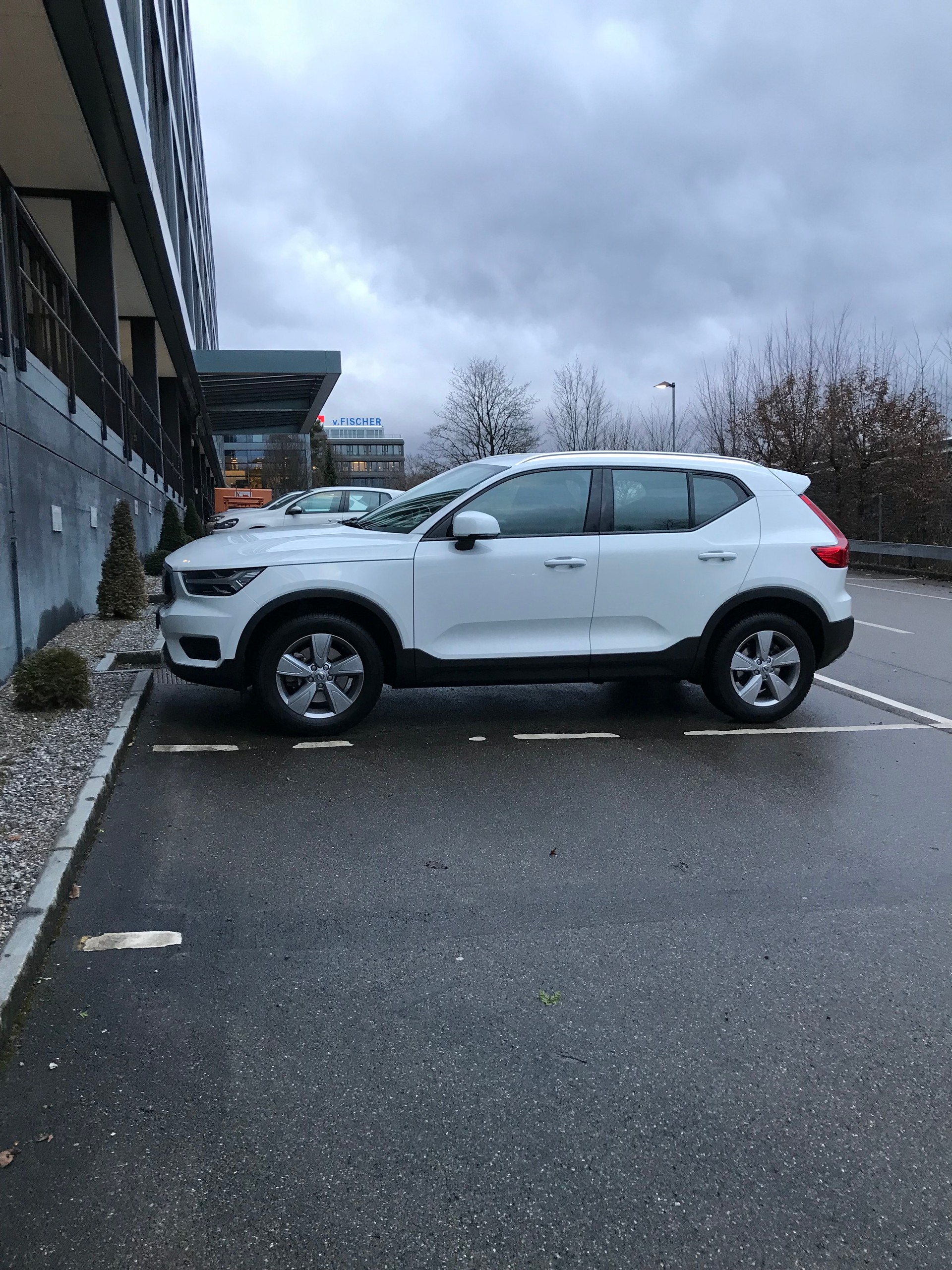 VOLVO 2.0 D3 Momentum AWD-image-0