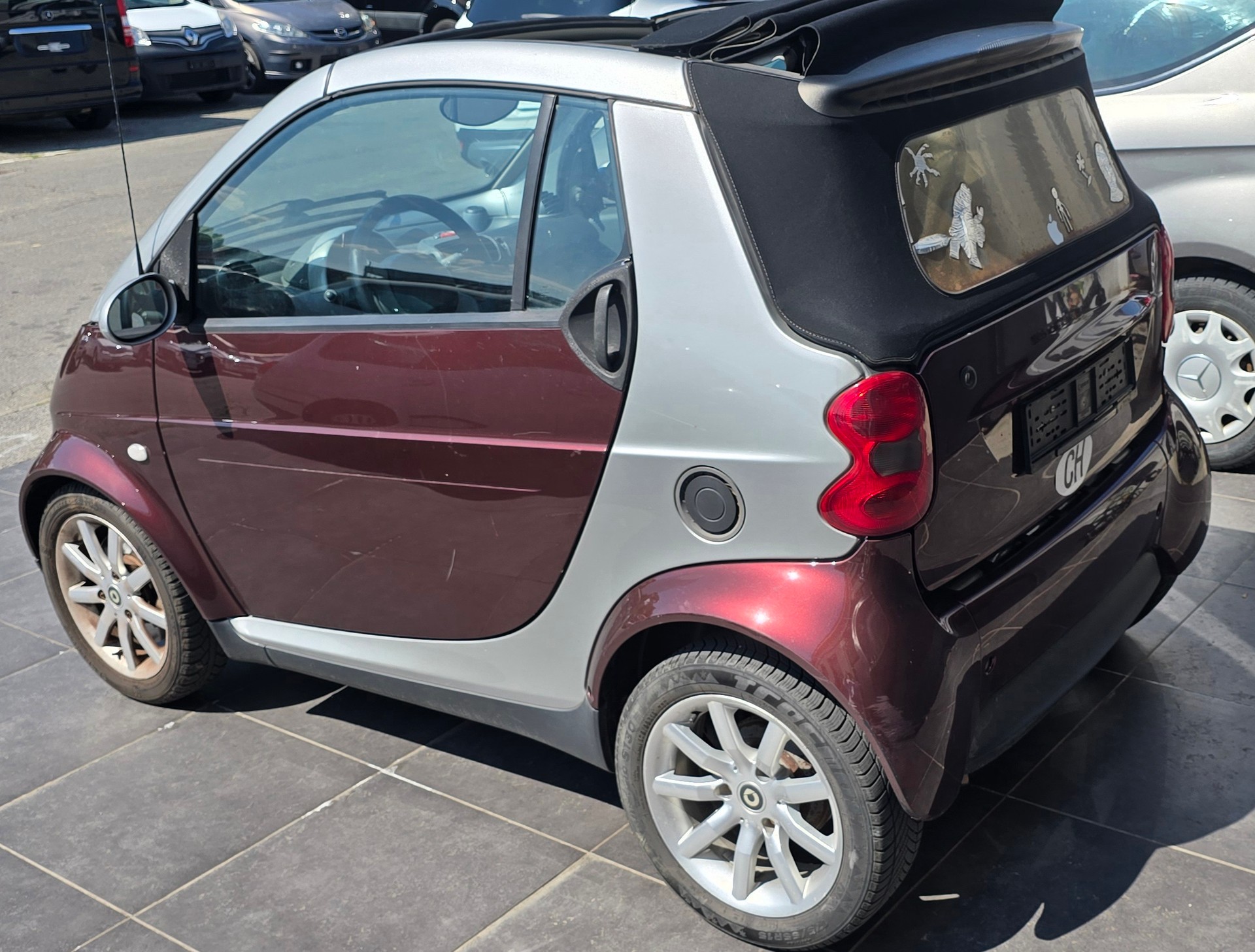 SMART FORTWO-image-4