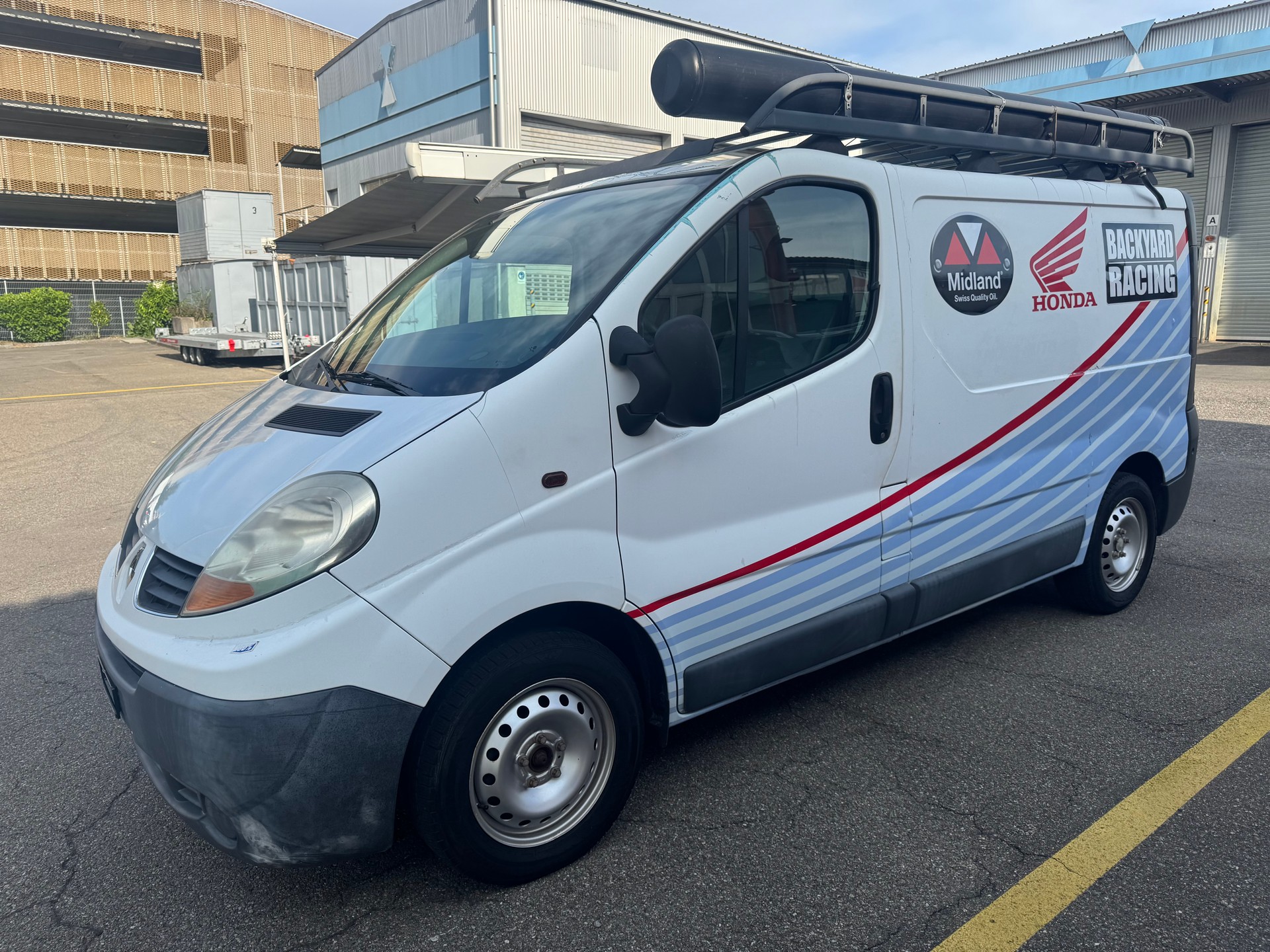 RENAULT Trafic 2.0 dCi 90 2.7t L1H1-image-4