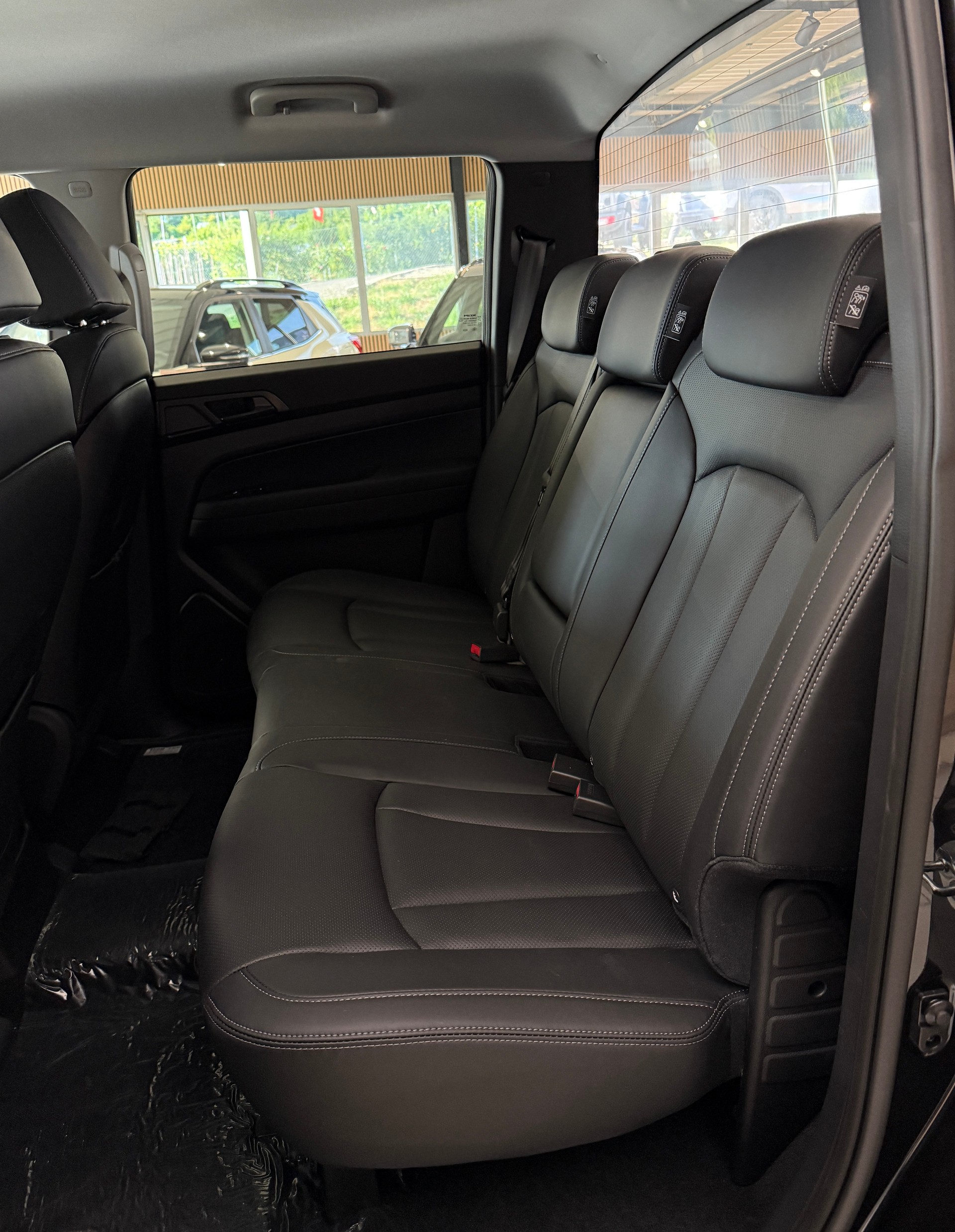 KGM-SsangYong Musso 2.2 Titanium 4WD A-image-27