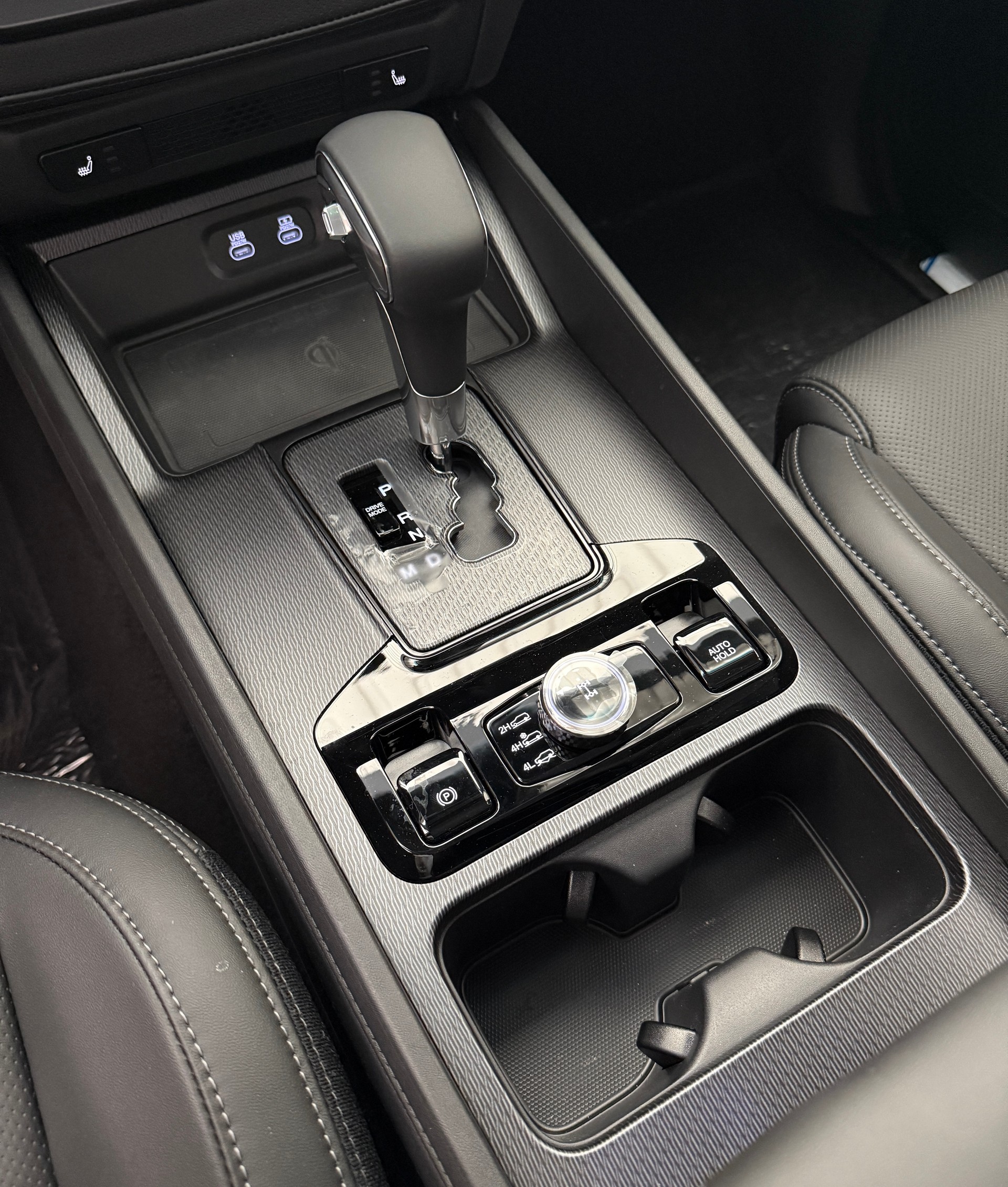 KGM-SsangYong Musso 2.2 Titanium 4WD A-image-16