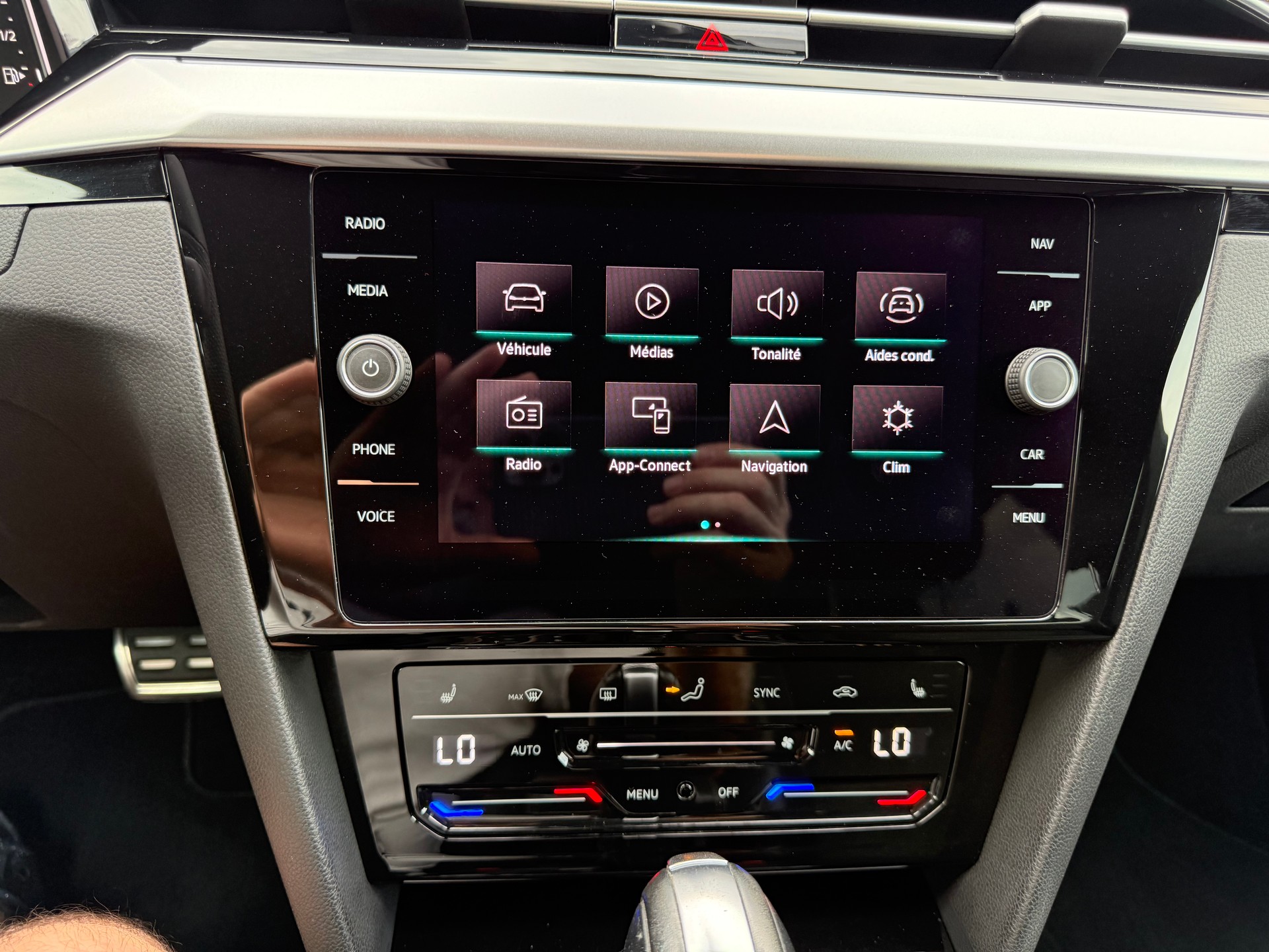 VW Arteon SB 2.0 TSI R-Line 4Motion DSG-image-13