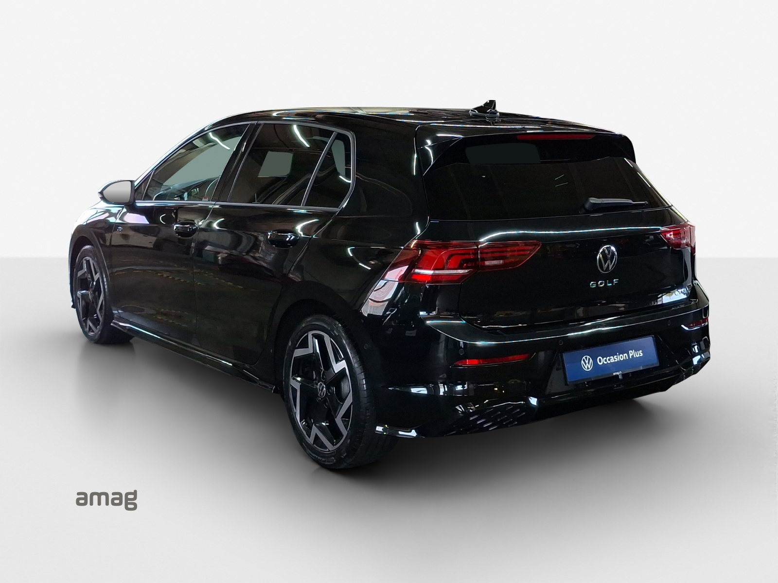 VW Golf 1.5 e TSI mHEV R-Line DSG-image-2
