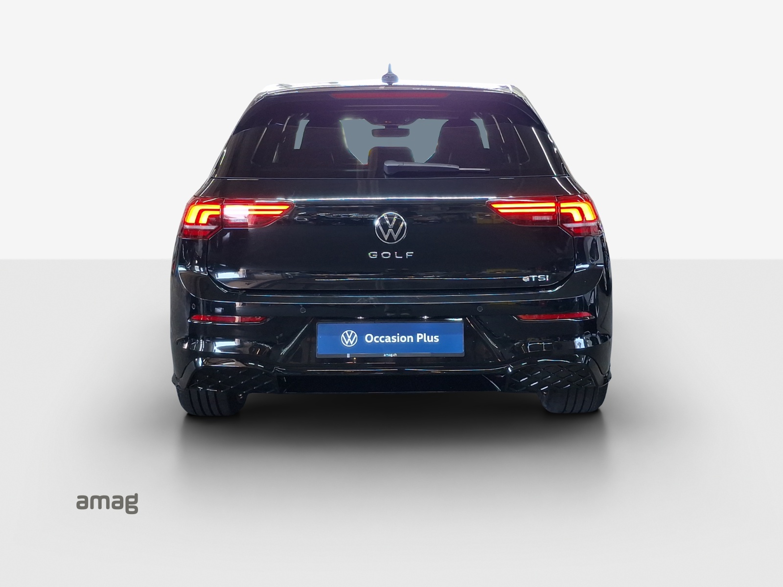 VW Golf 1.5 e TSI mHEV R-Line DSG-image-3