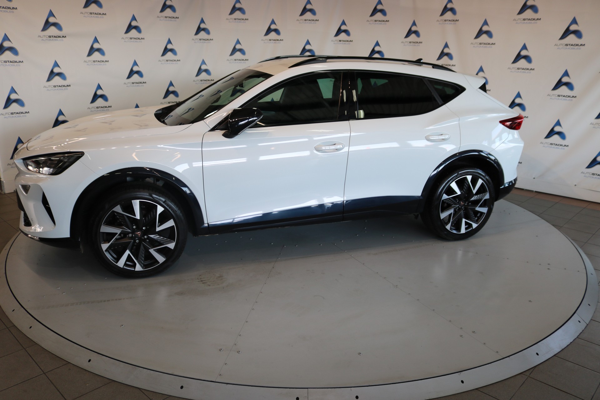 CUPRA Formentor 1.5 TSI DSG-image-17