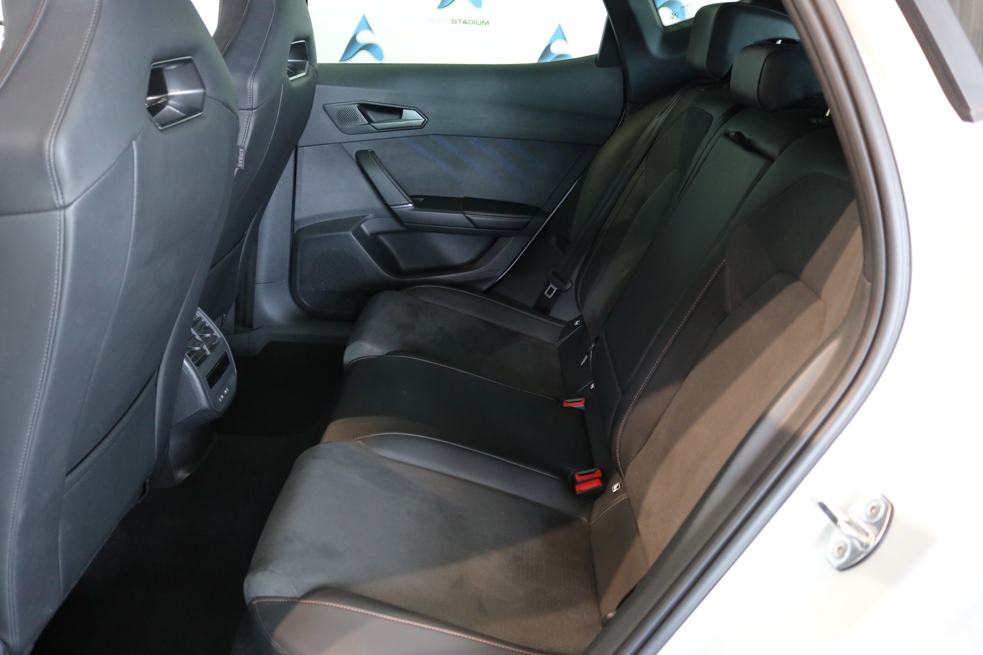 CUPRA Formentor 1.5 TSI DSG-image-4
