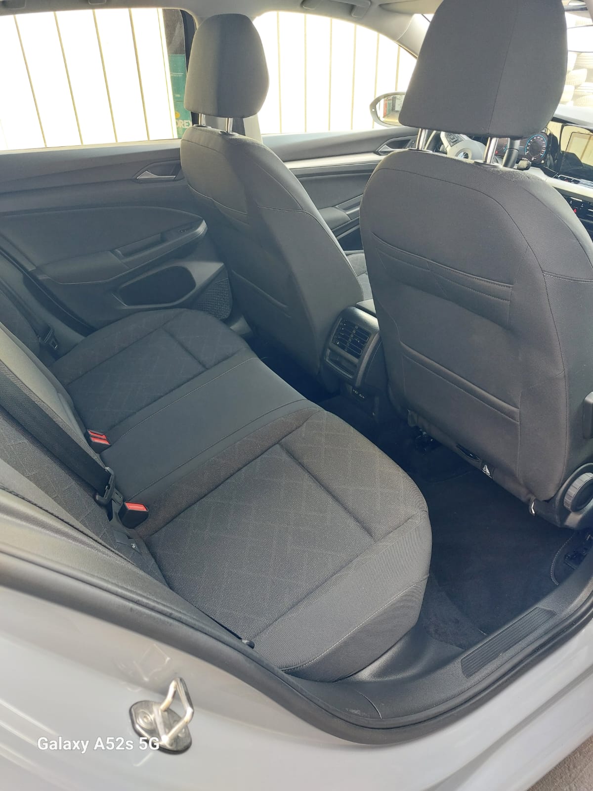 VW Golf 1.5 e TSI ACT Life DSG-image-6