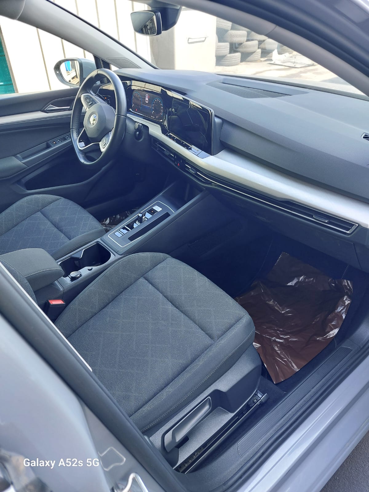 VW Golf 1.5 e TSI ACT Life DSG-image-7