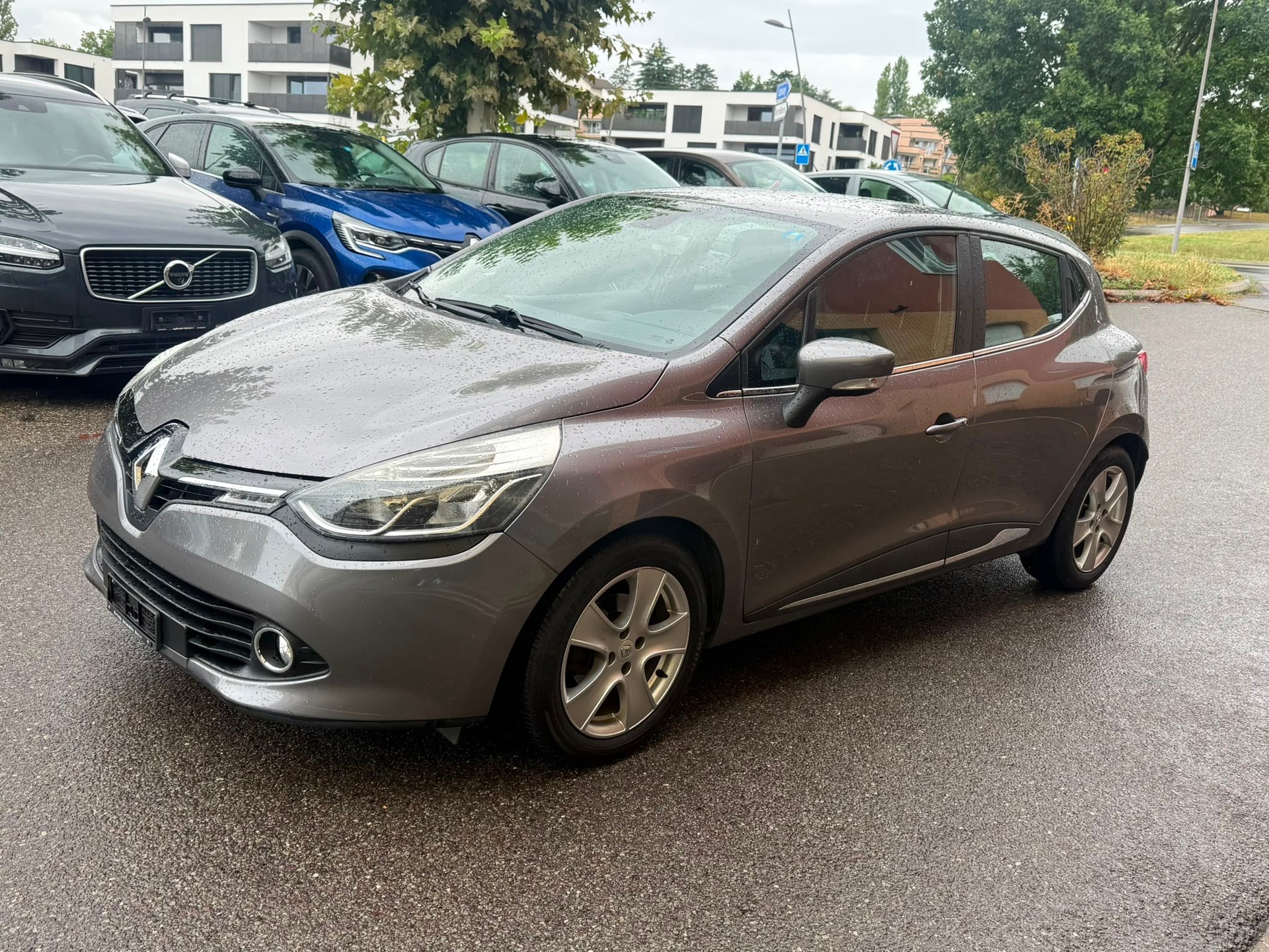 RENAULT Clio 1.2 16V T Dynamique EDC-image-1