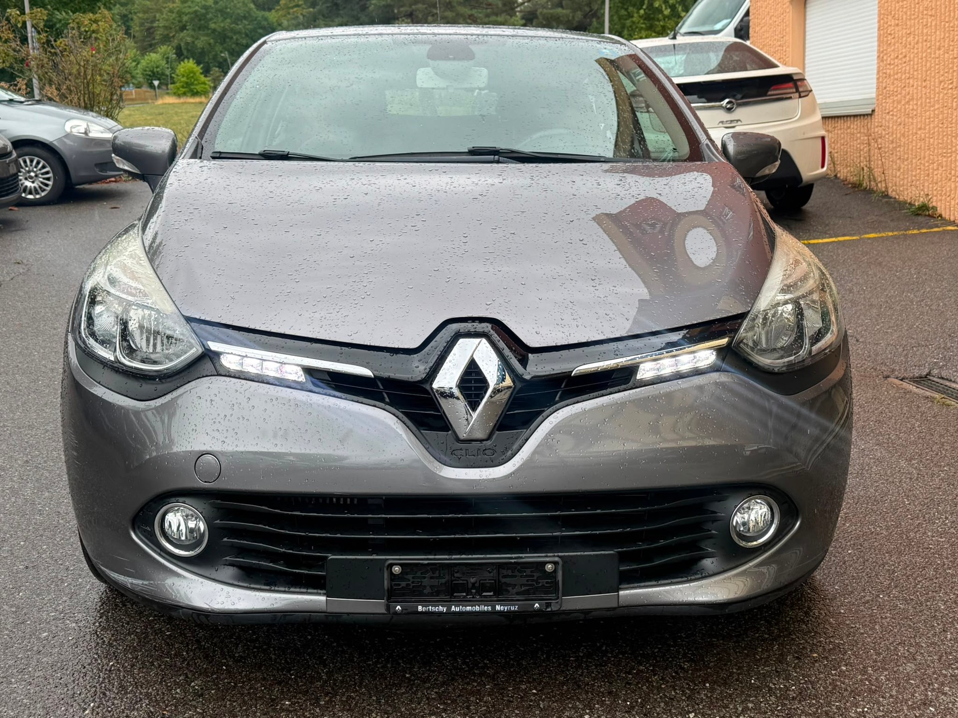 RENAULT Clio 1.2 16V T Dynamique EDC-image-0
