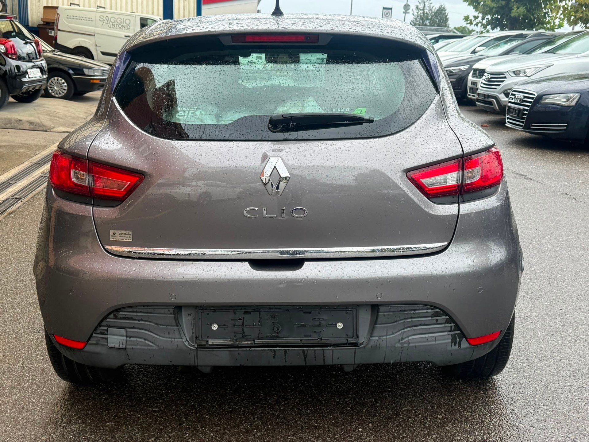 RENAULT Clio 1.2 16V T Dynamique EDC-image-9