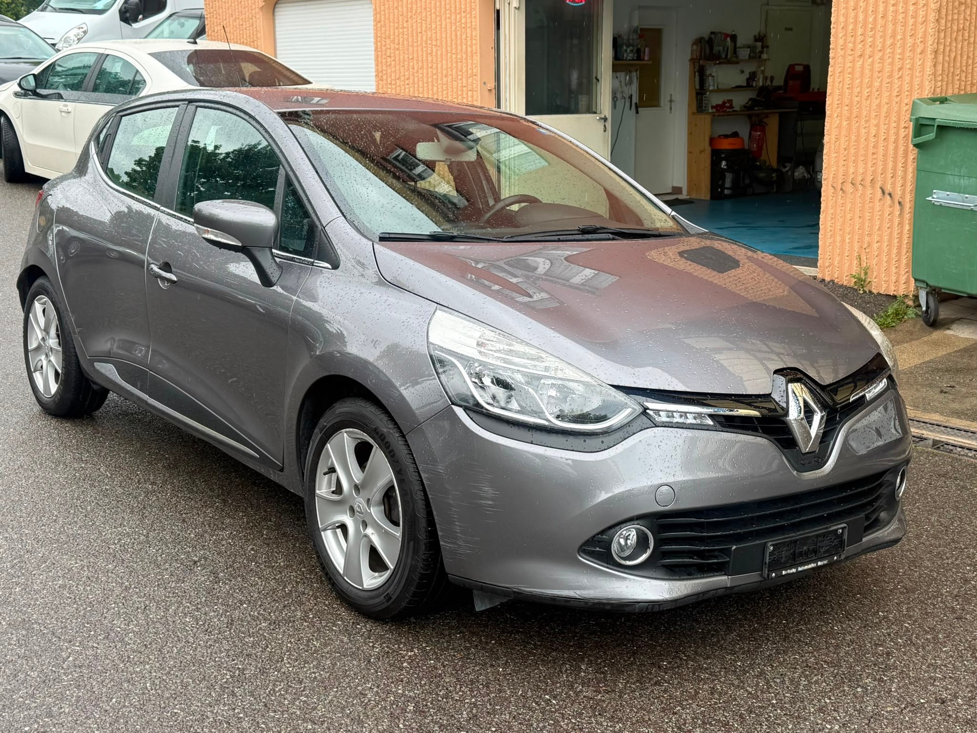 RENAULT Clio 1.2 16V T Dynamique EDC-image-2