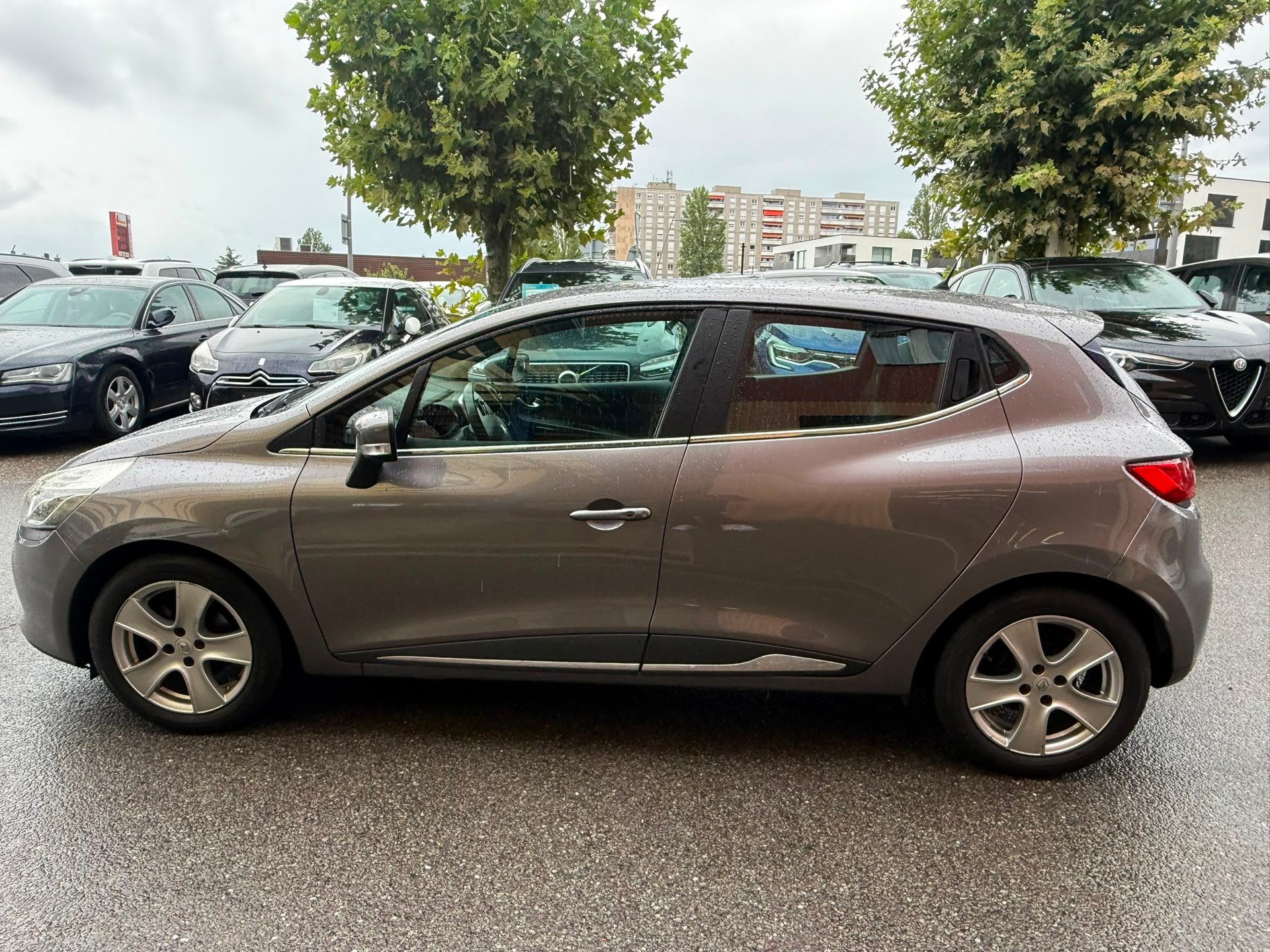RENAULT Clio 1.2 16V T Dynamique EDC-image-7