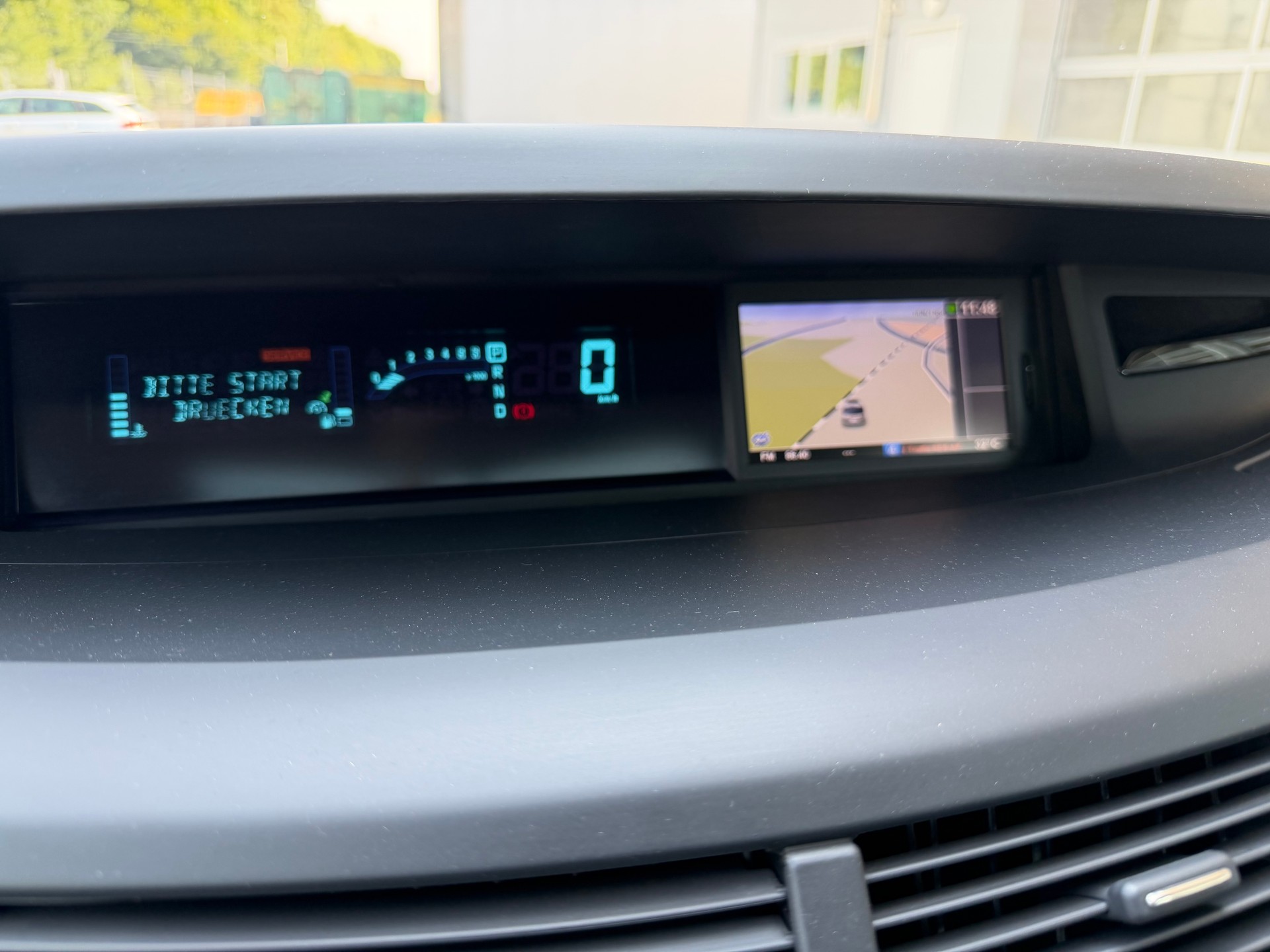 RENAULT Espace 2.0 dCi Dynamique Automatic-image-12