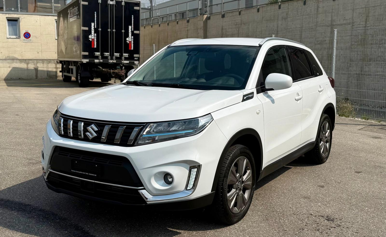 SUZUKI Vitara 1.4 Boosterjet Compact + Hybrid-image-0