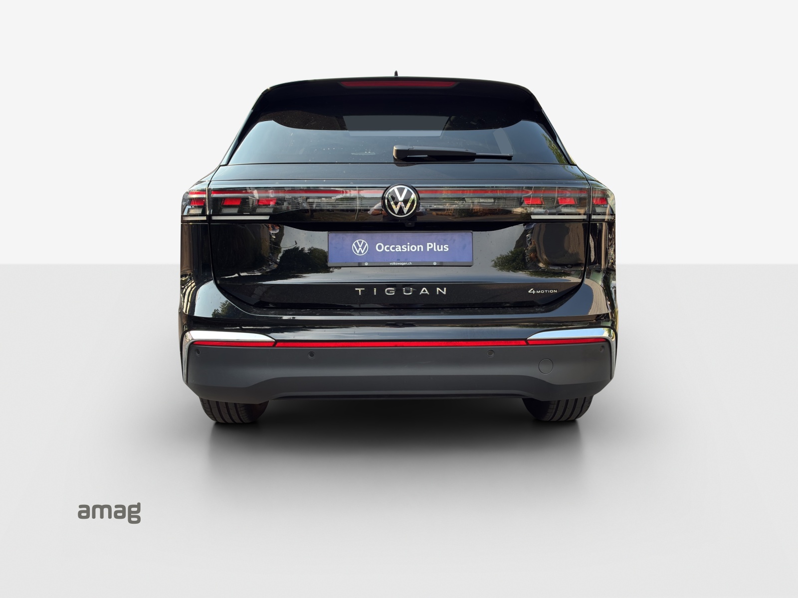 VW Tiguan 2.0 TSI DSG Elegance 4Motion-image-4