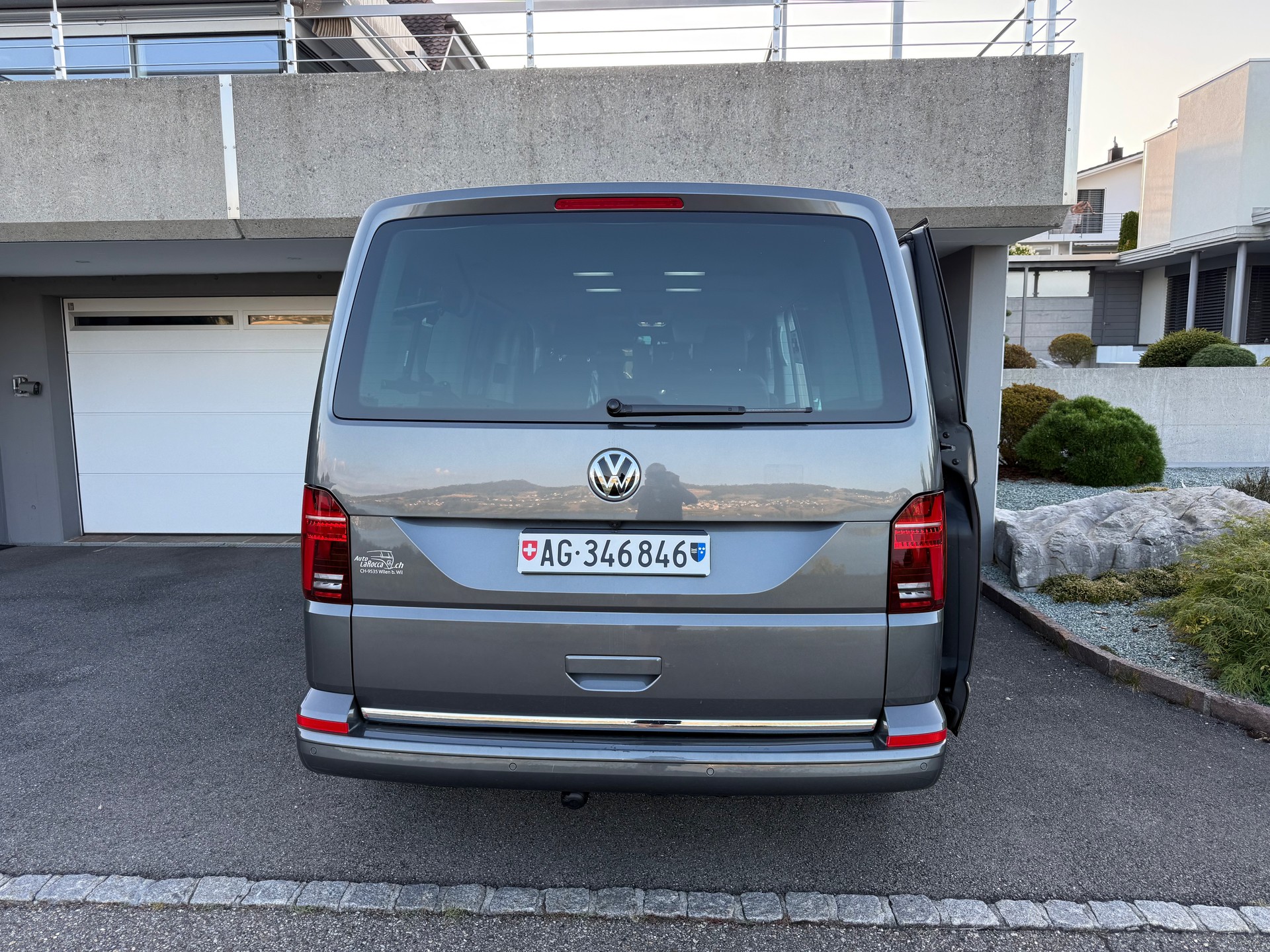 VW VW T6.1 Multivan 2.0 Bi-TDI 4Mot. DSG-image-4