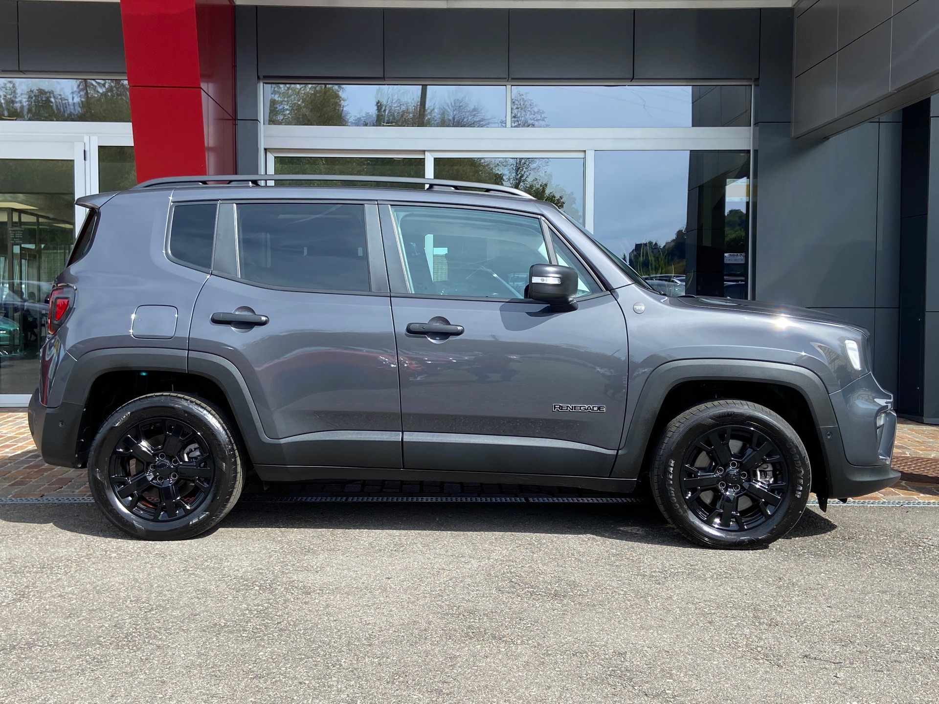 JEEP Renegade 1.3 T PHEV North Star AWD-image-19