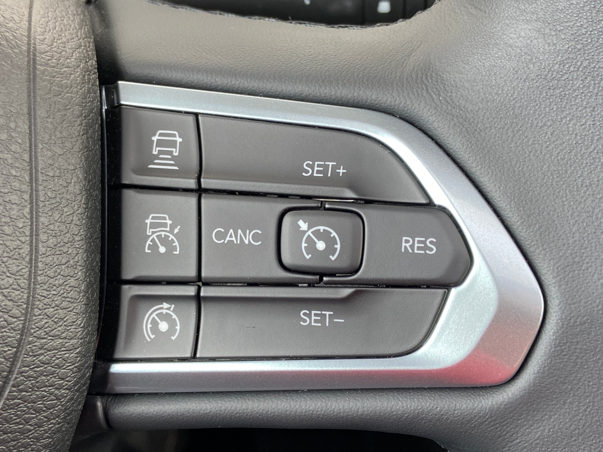 JEEP Renegade 1.3 T PHEV North Star AWD-image-10