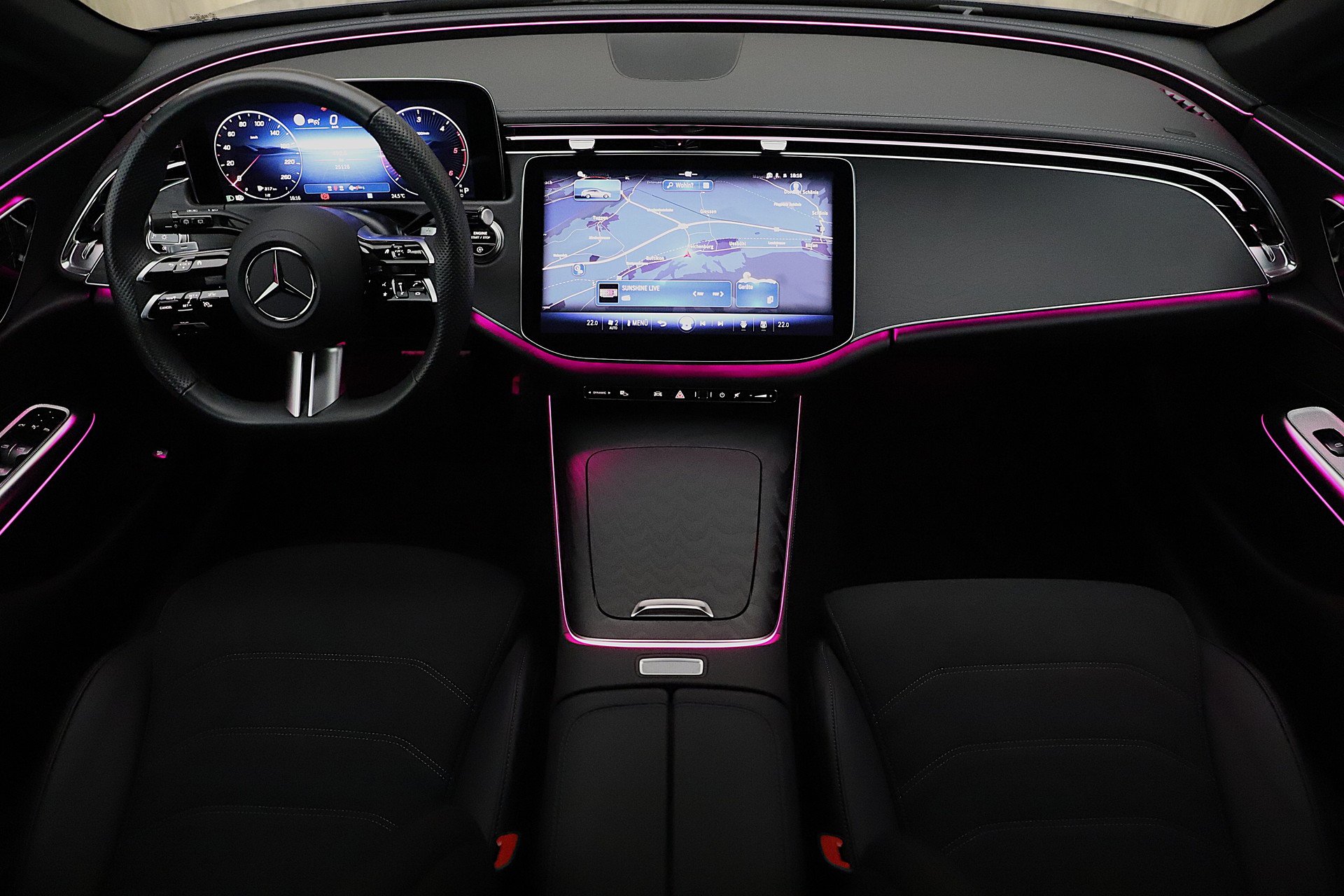 MERCEDES-BENZ E 220 d T 4Matic 9G-Tronic AMG Line Advance und Night Paket-image-6