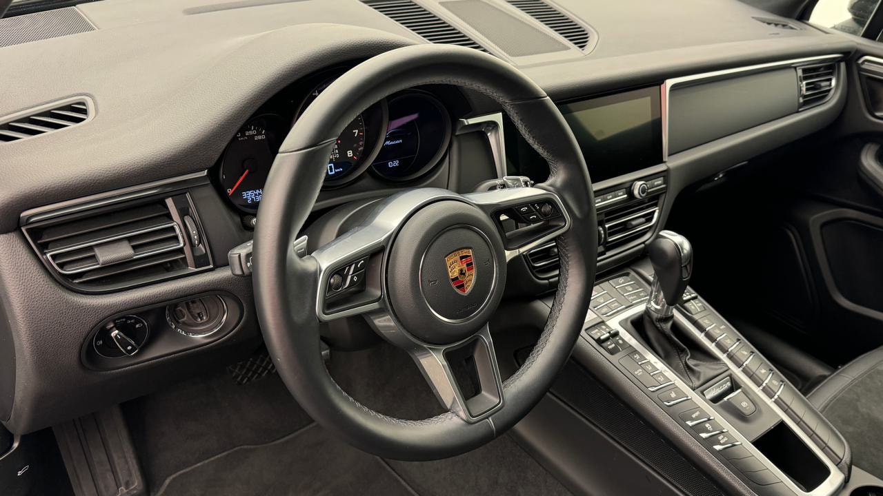 PORSCHE Macan PDK-image-6