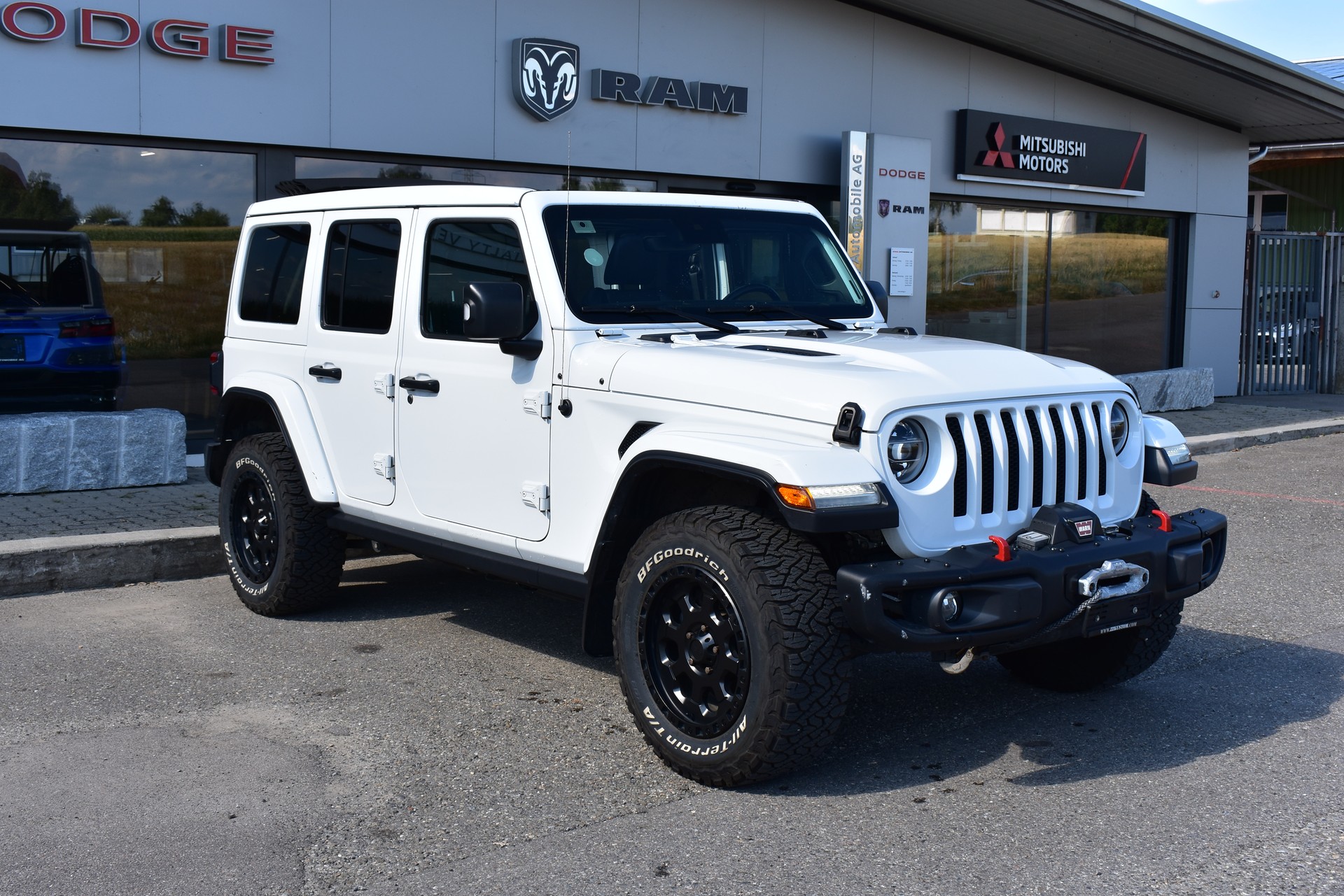 JEEP Wrangler 2.0 Unlimited Rubicon Automatic-image-1