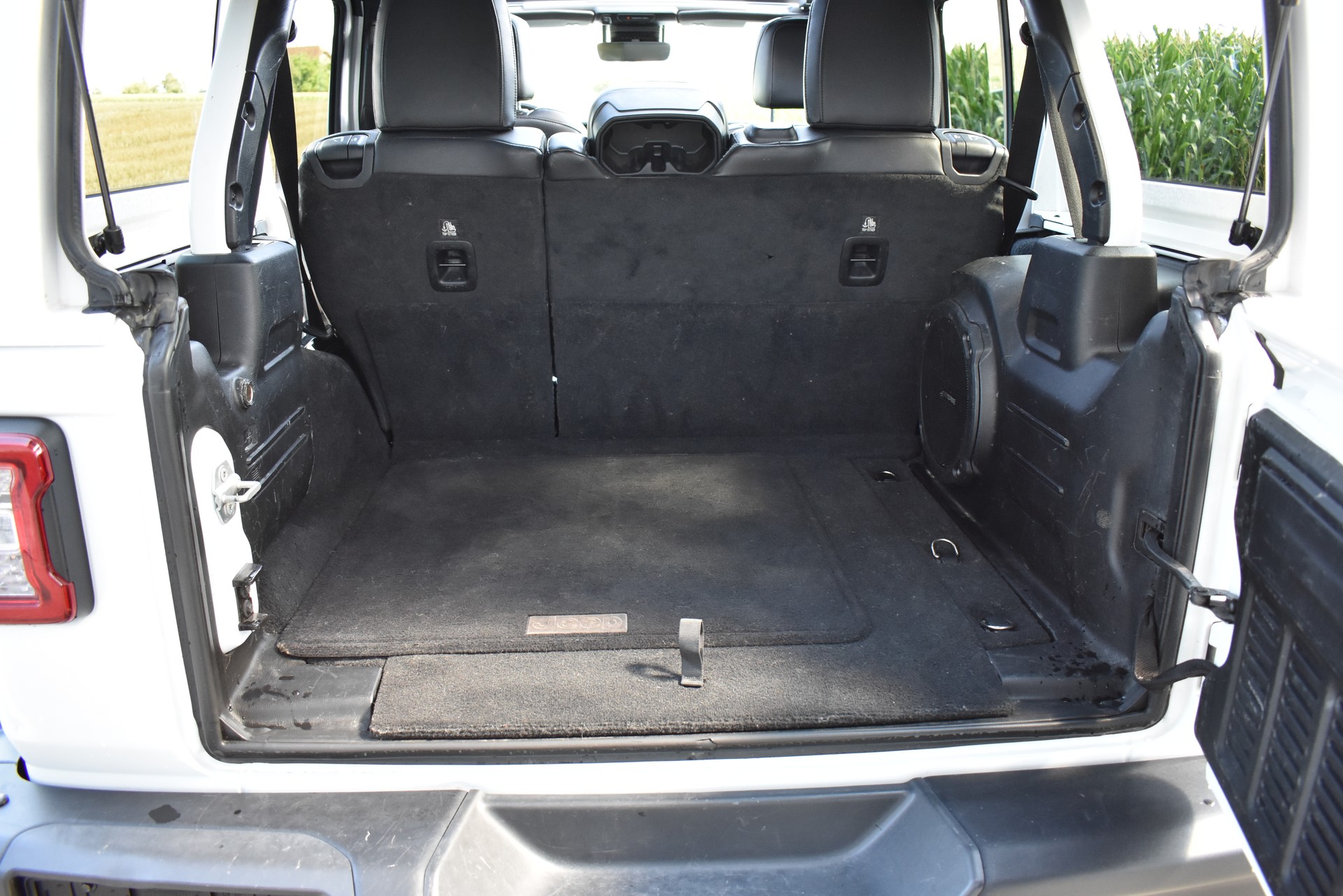 JEEP Wrangler 2.0 Unlimited Rubicon Automatic-image-7
