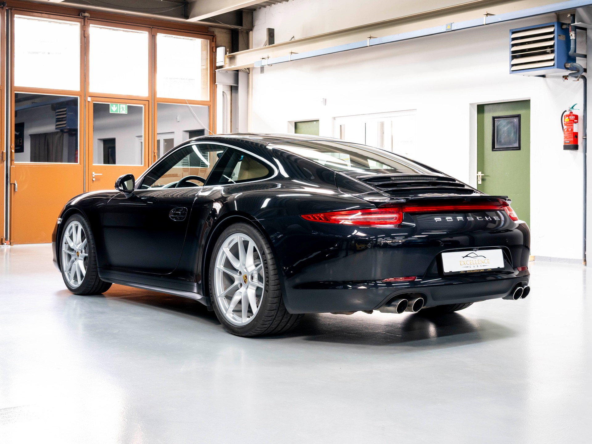 PORSCHE 911 Carrera 4 PDK-image-7
