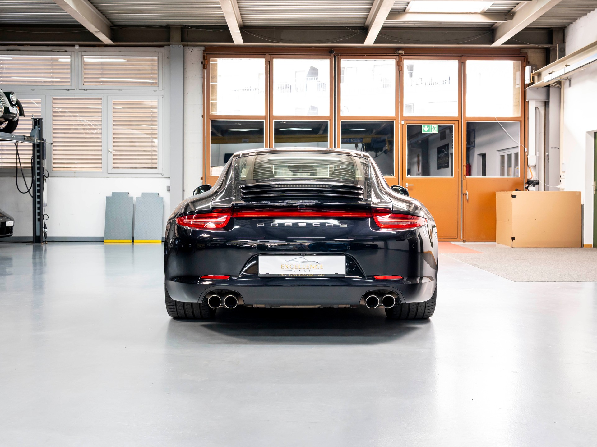 PORSCHE 911 Carrera 4 PDK-image-6