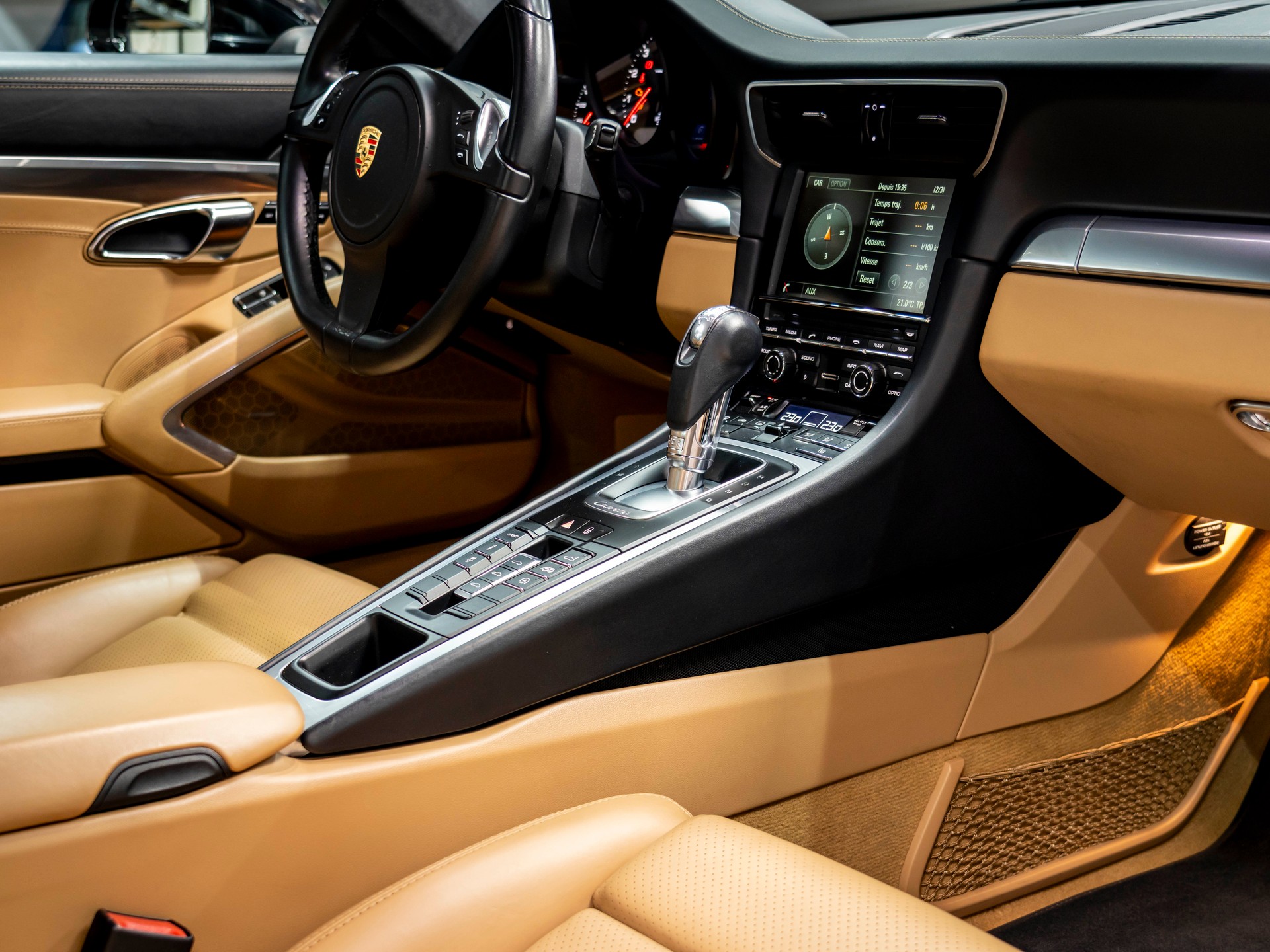 PORSCHE 911 Carrera 4 PDK-image-25