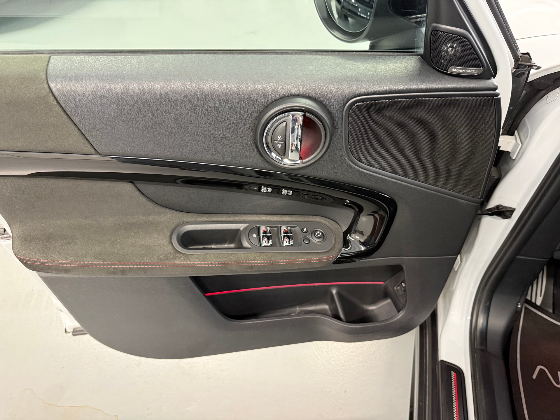 MINI Countryman John Cooper Works ALL4 Steptronic-image-13